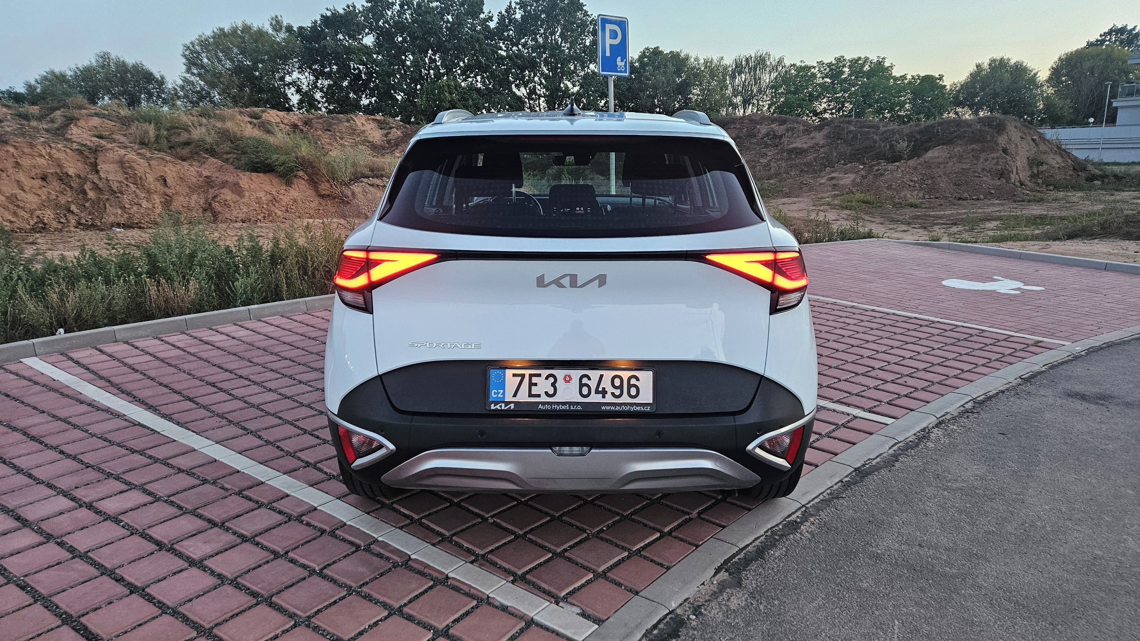Kia Sportage, 1,6 T-Gdi 110 kw 4 roky záruka - fotka 3