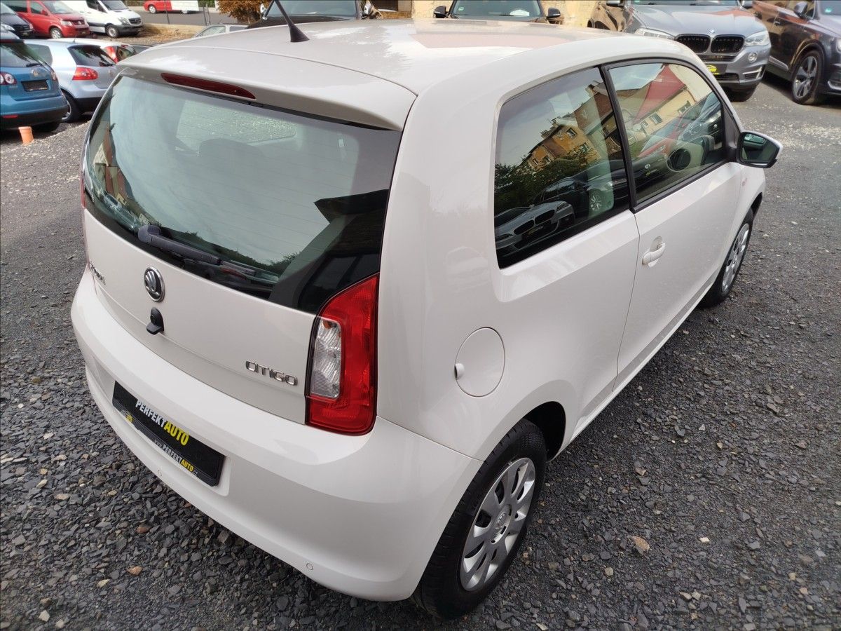 Škoda Citigo, 1,0 MPi 55kW, Tempomat, Výhřev - fotka 6