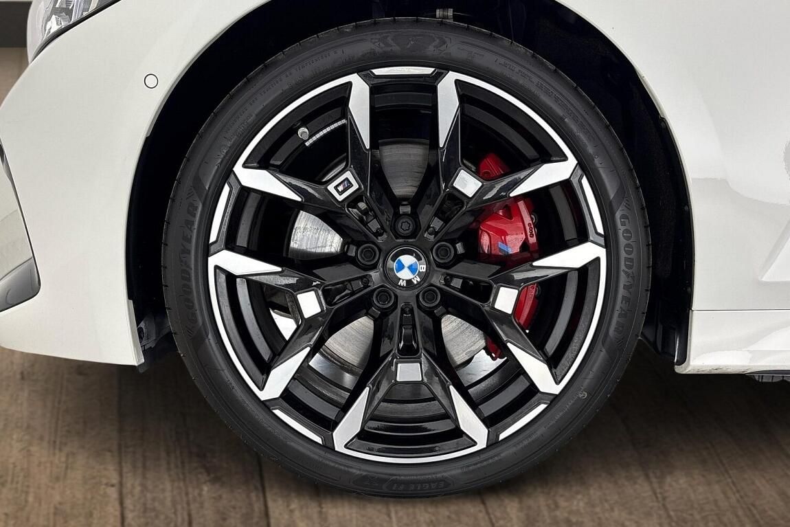BMW Řada 3, M340i xDrive Touring - fotka 6