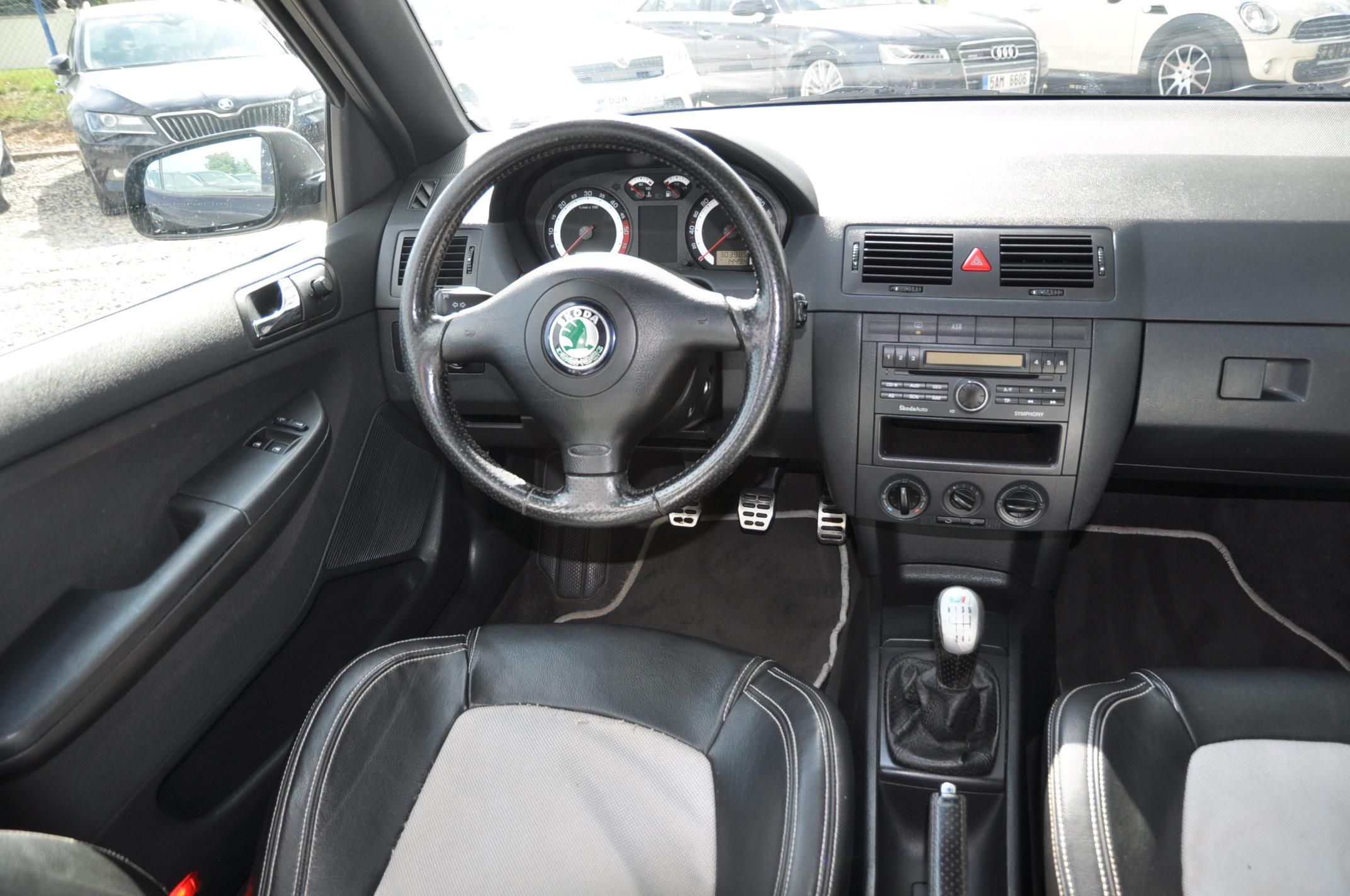 Škoda Fabia, RS 1.9TDi 96kW - fotka 5
