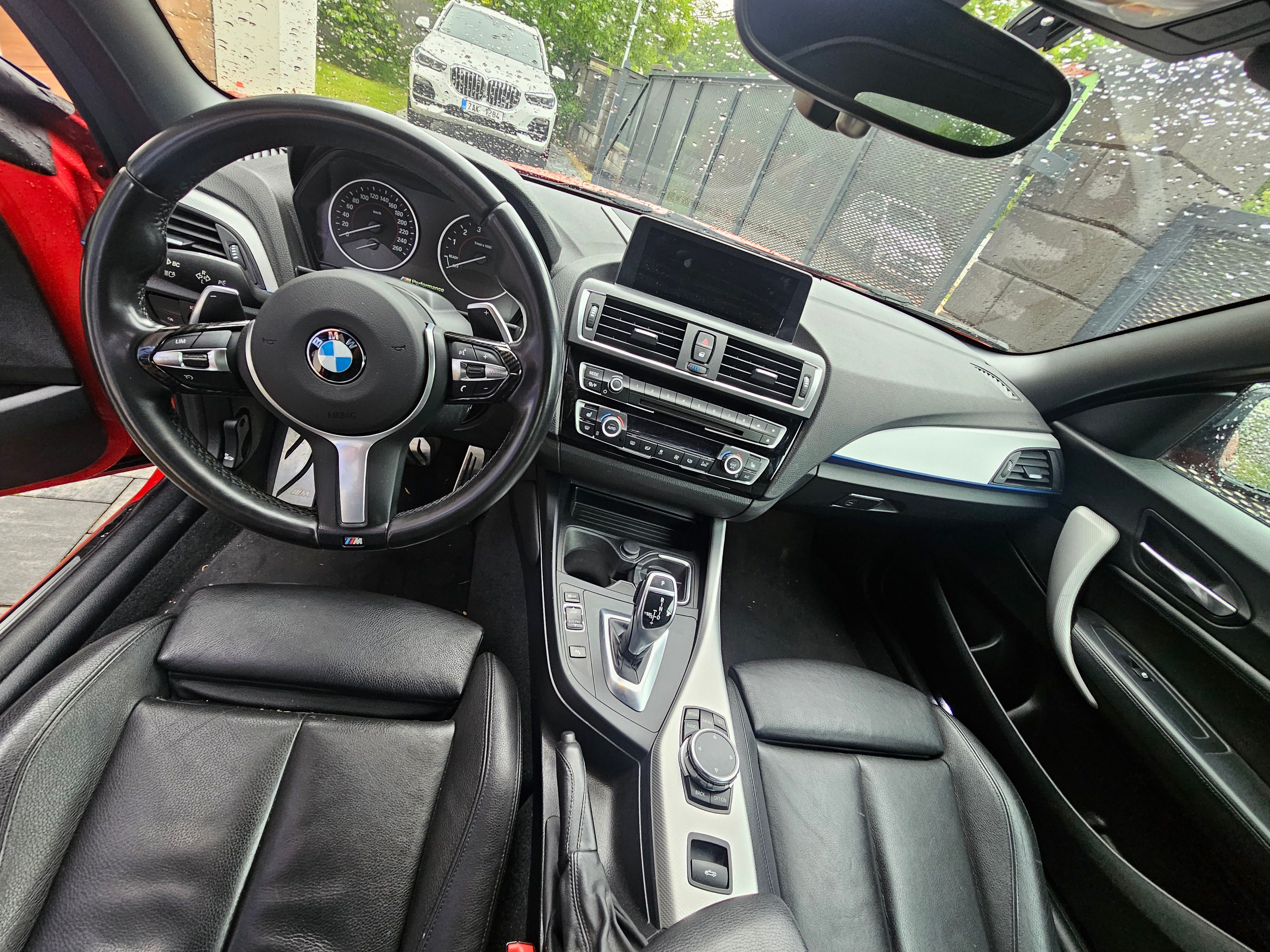 BMW Řada 2, M335i 240kW automat - fotka 2