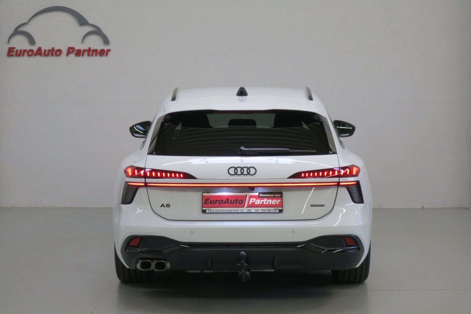 Audi A6, NOVÝ VŮZ 2,0TDI Q. S-tr. Sline - fotka 3