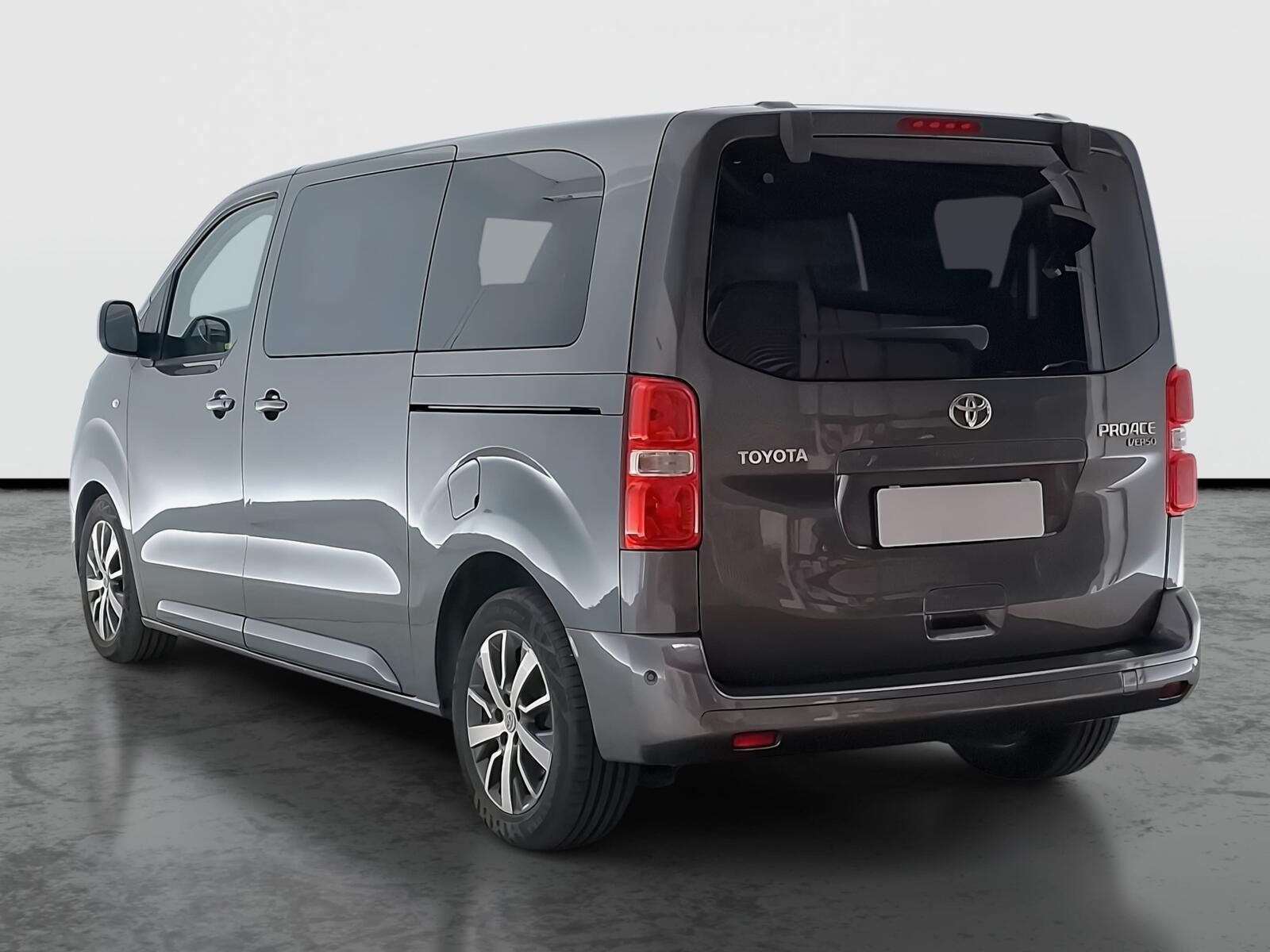 Toyota Proace Verso, 2.0 D-4D, Family, 8 míst, L1 - fotka 4