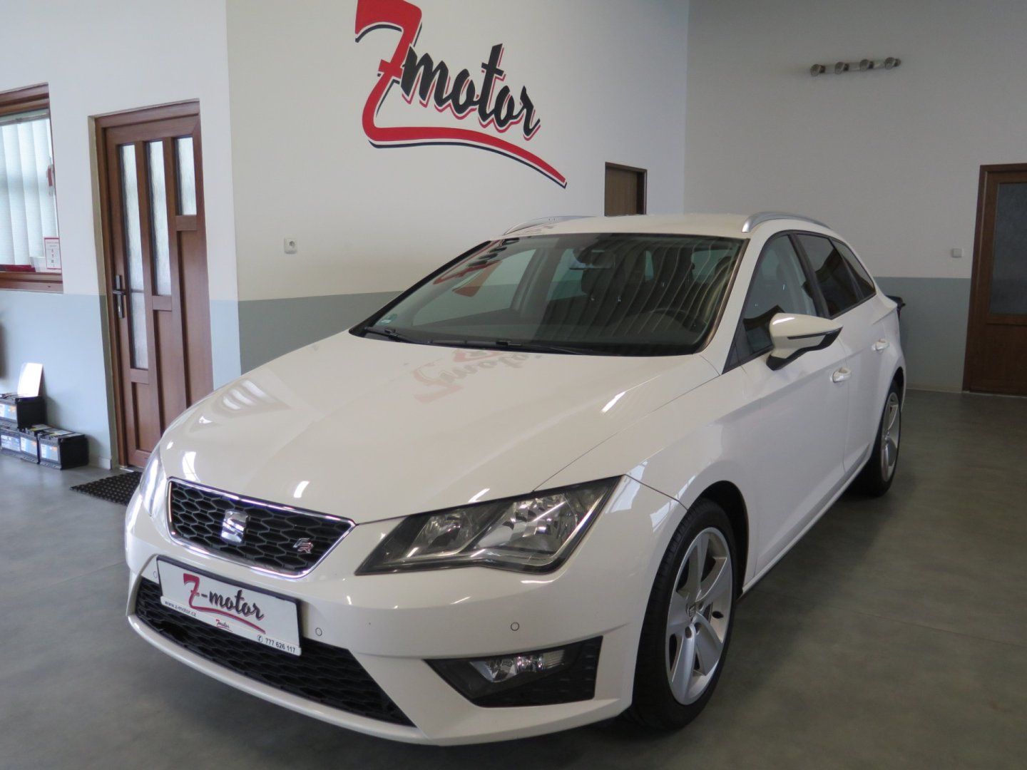 Seat Leon, 2.0TDI FR,klima,navi,servis