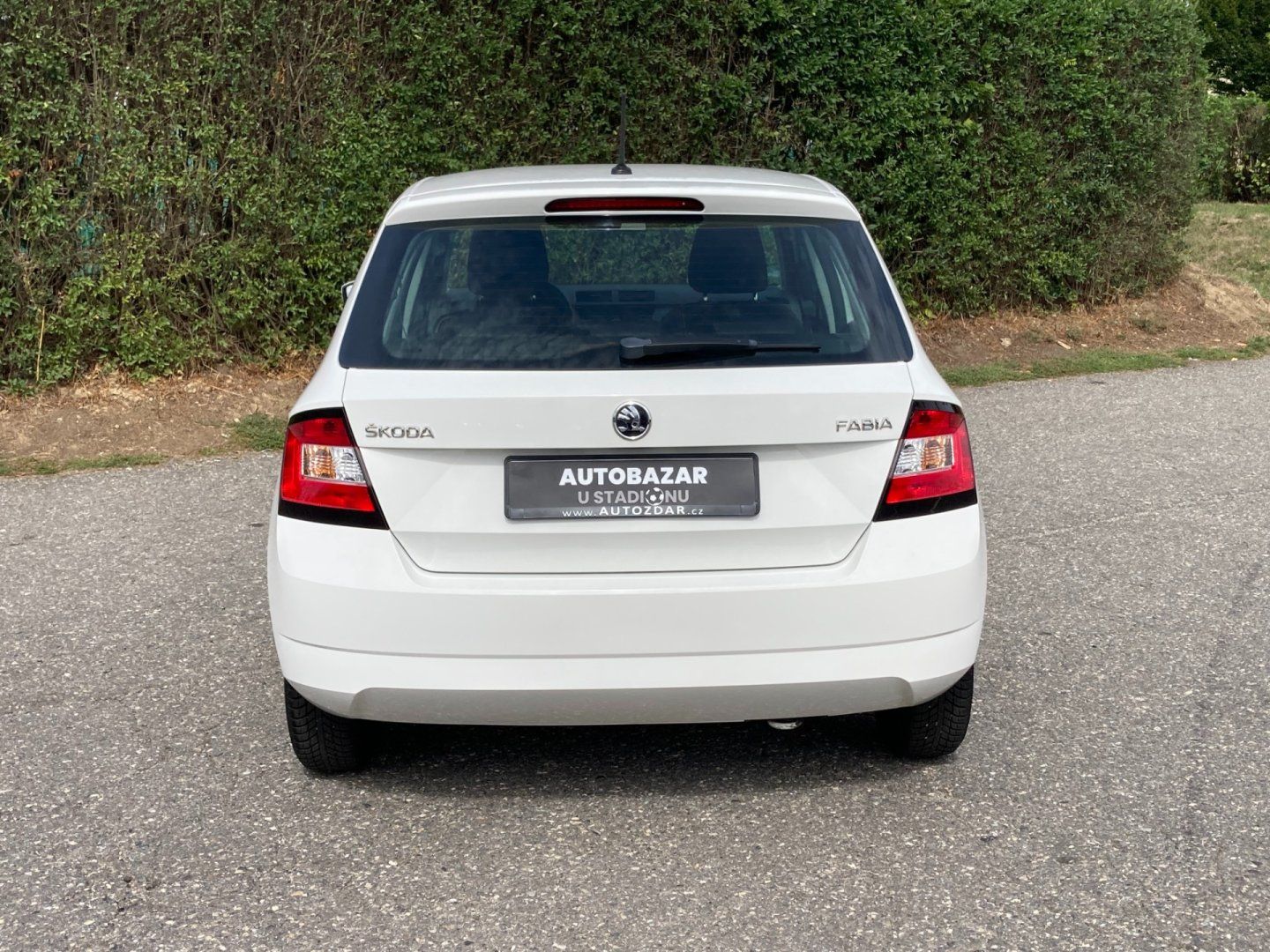 Škoda Fabia, 1,0 MPI servisní k. - fotka 4