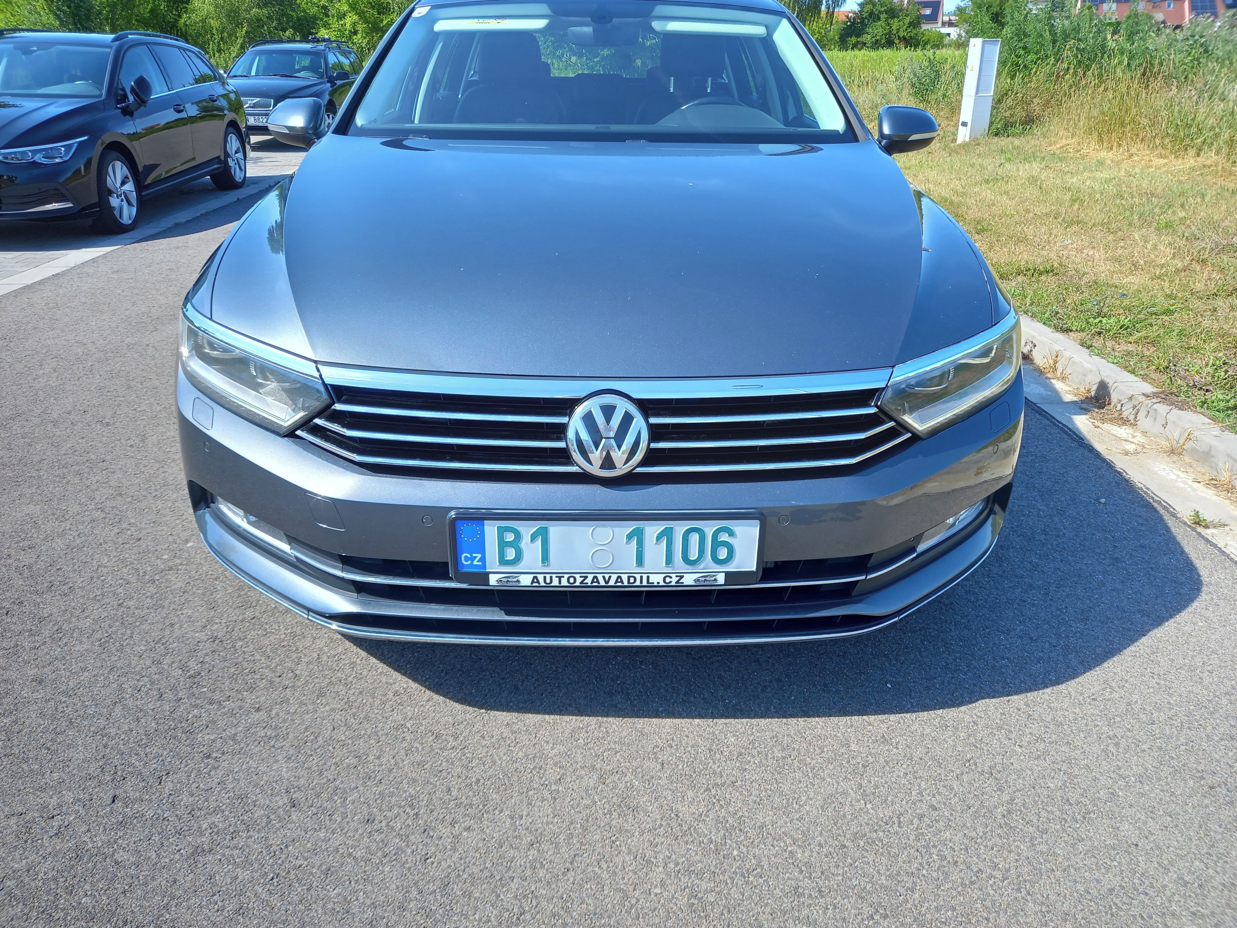 Volkswagen Passat, 2,0TDI-LED-ACC-HIGHLINE-AHK - fotka 2