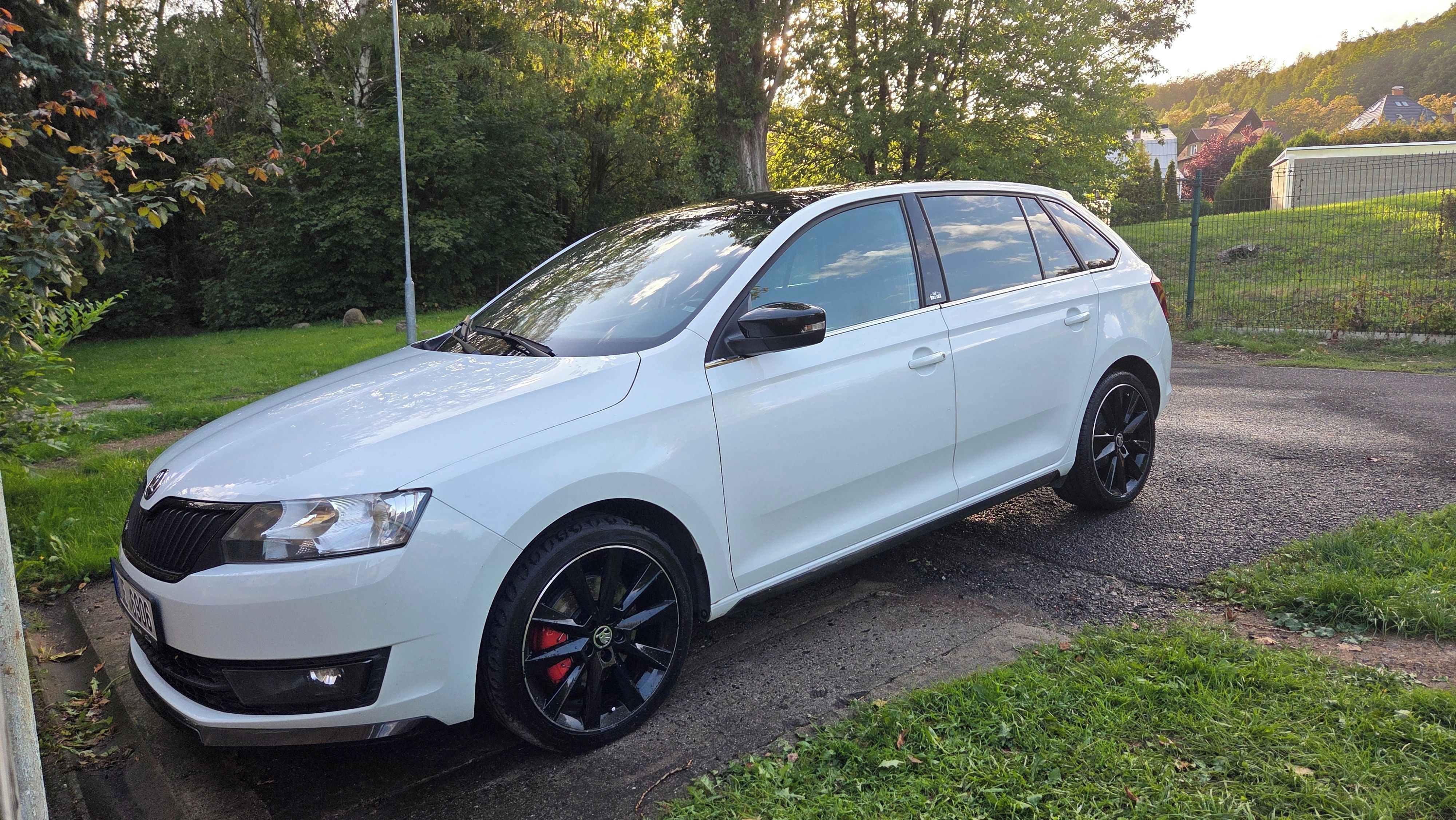 Škoda Rapid, ŠKODA RAPID MONTE CARLO 1.6 TD - fotka 2