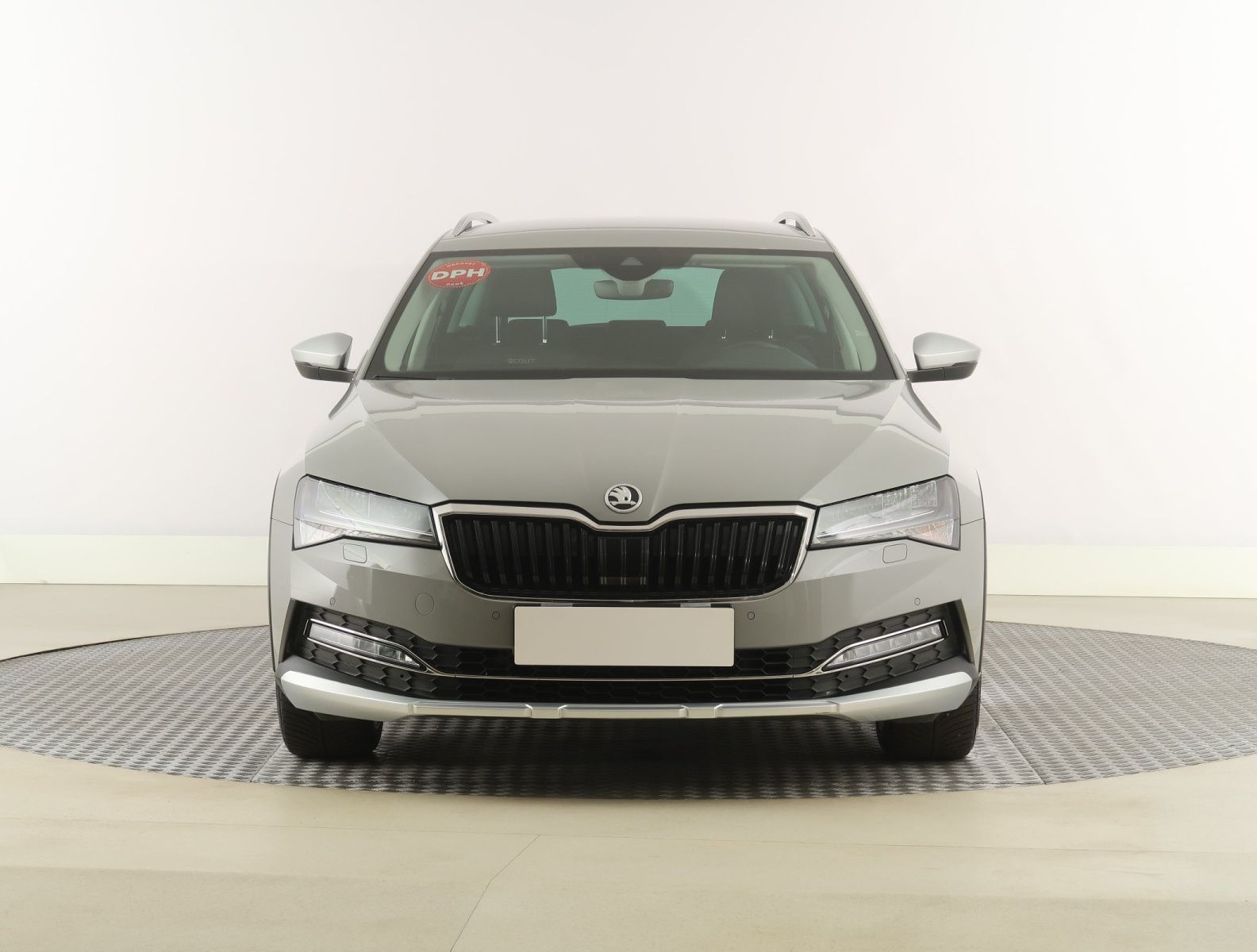 Škoda Superb, 2.0 TDI, Scout, Automat - fotka 2