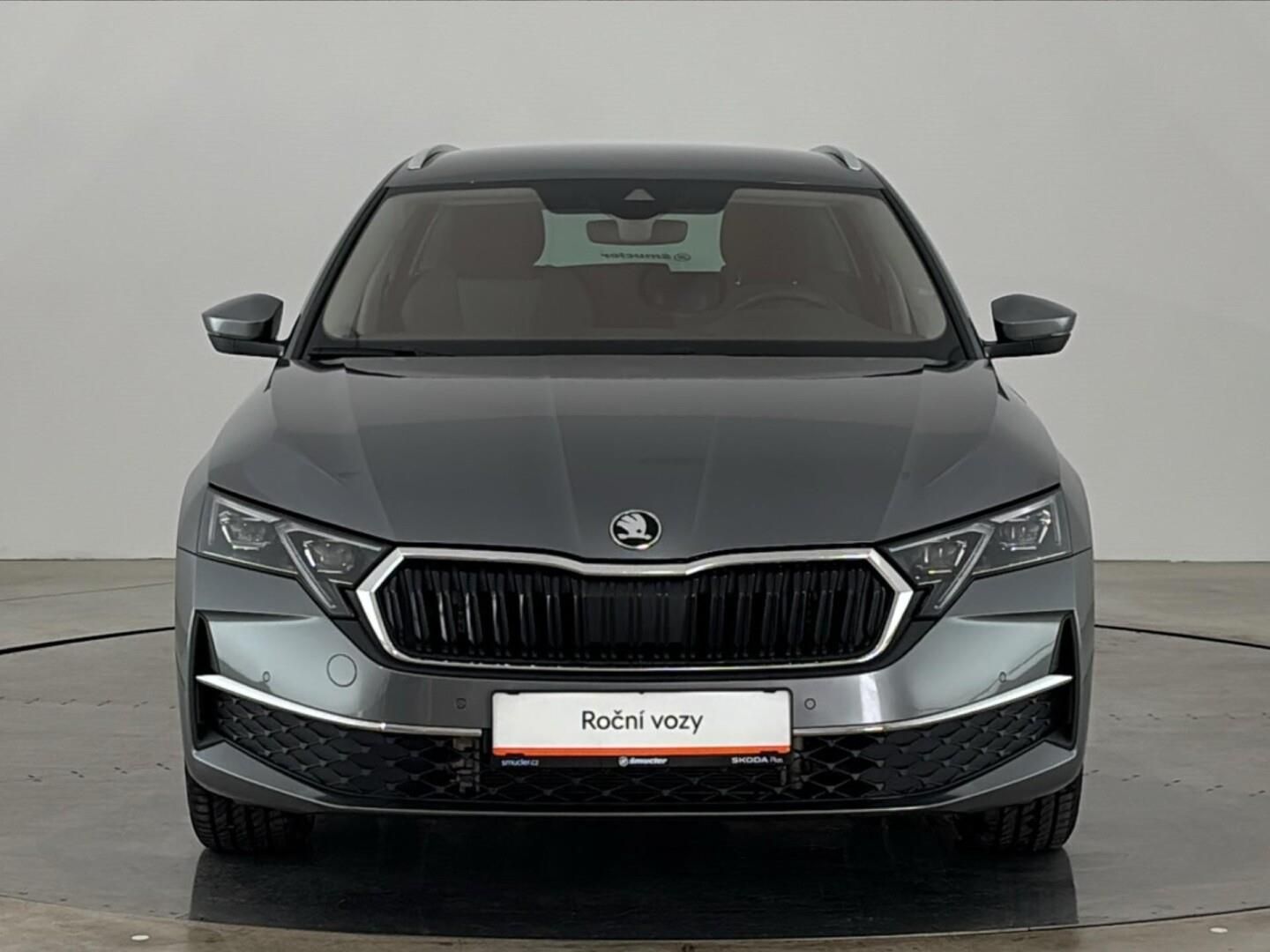Škoda Octavia, 1.5 TSI / 110 kW Top Selection - fotka 4
