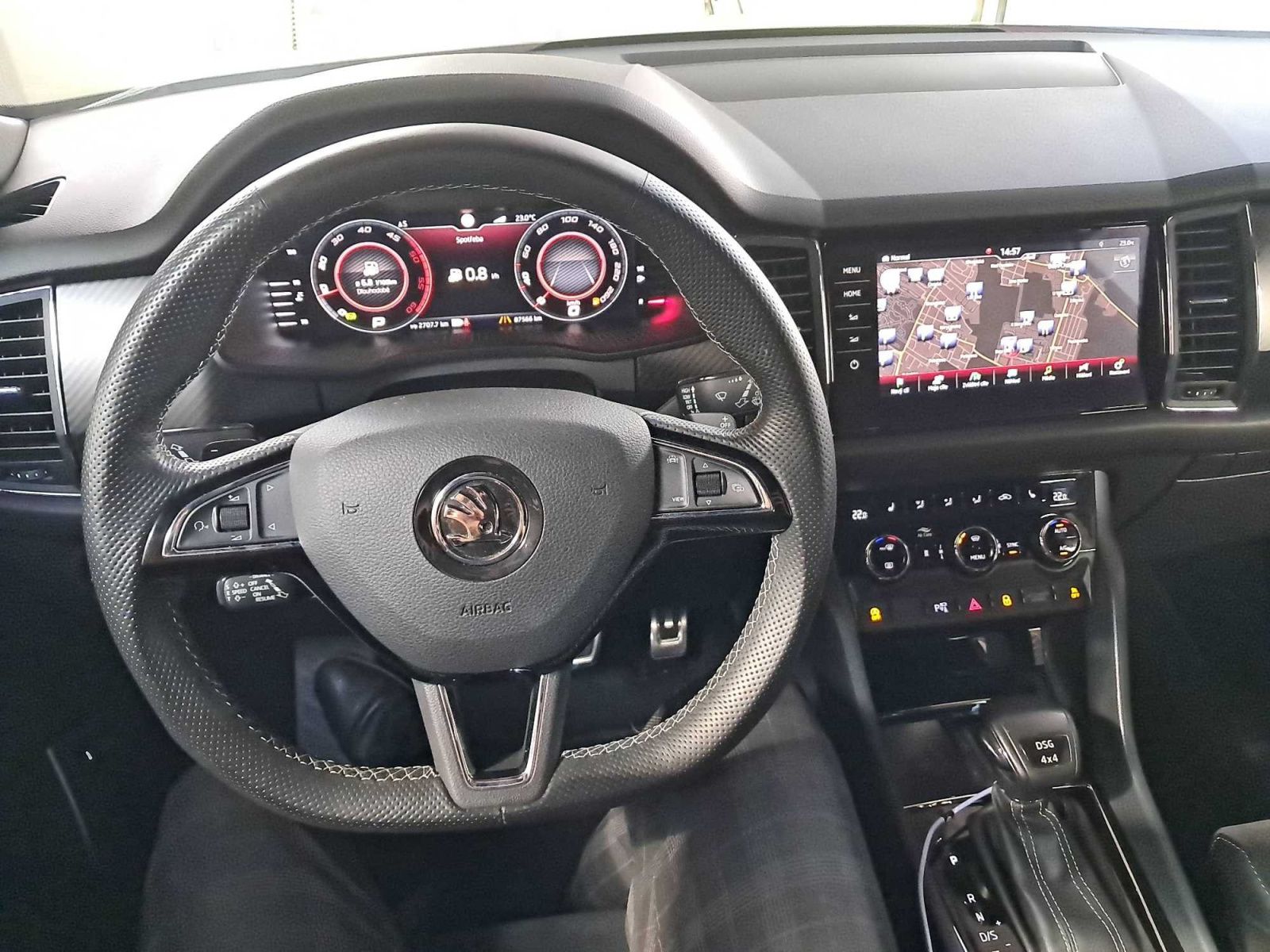 Škoda Kodiaq, 2.0 TDI 4x4, Sportline, 4X4 - fotka 3
