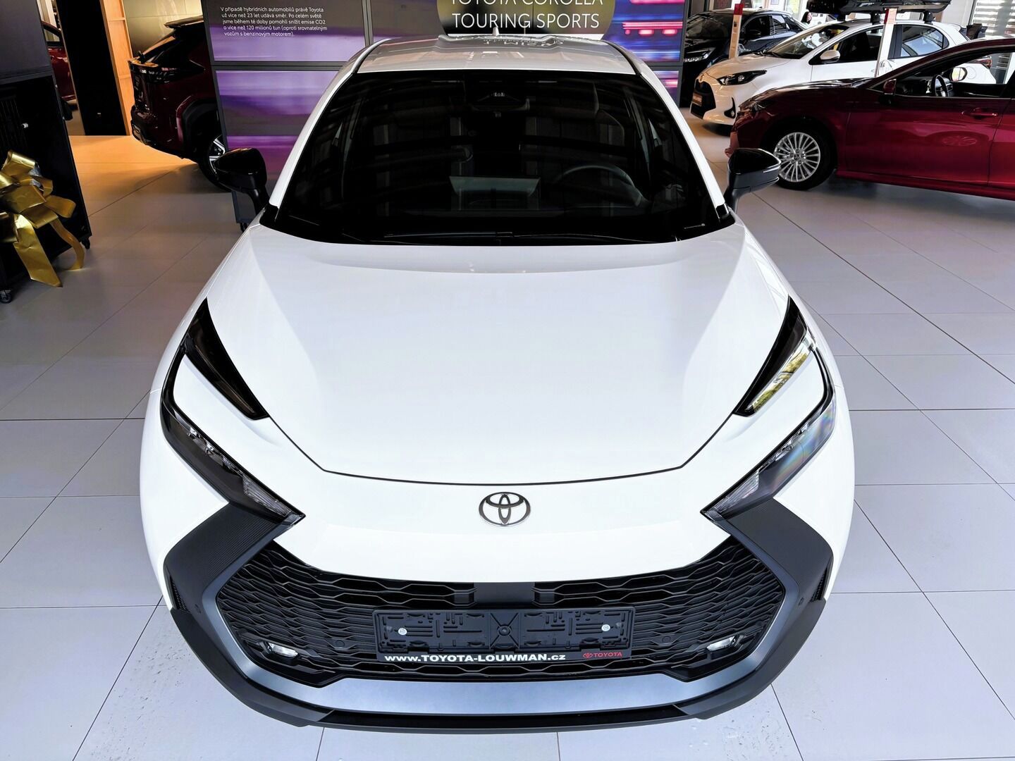Toyota C-HR, 1,8   Comfort BUSINESS HEV - fotka 2