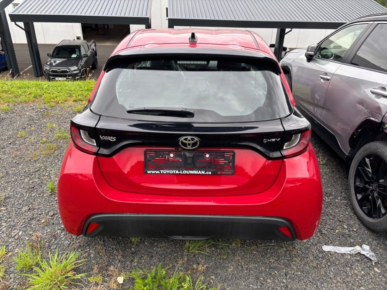 Toyota Yaris, 1,5   Comfort HEV 116 CVT - fotka 6