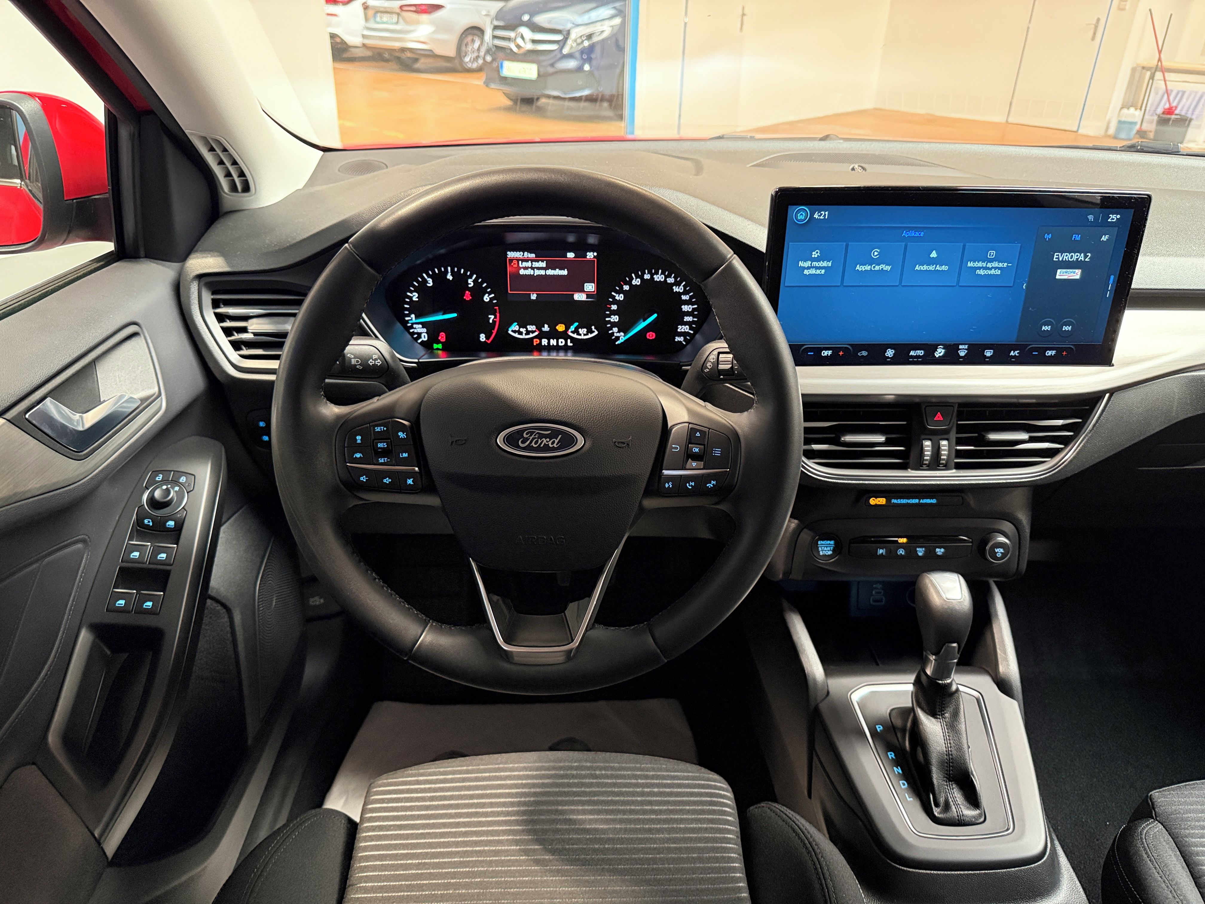 Ford Focus, 1.0 EcoBoost mHEV 114kW Titani - fotka 6