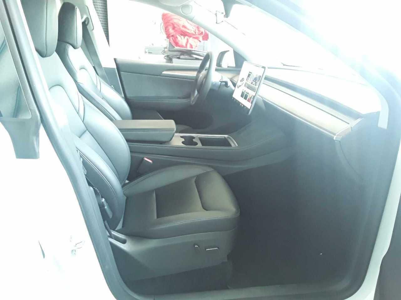 Tesla Model Y, LONG RANGE DUAL MOTO 92,7% - fotka 4