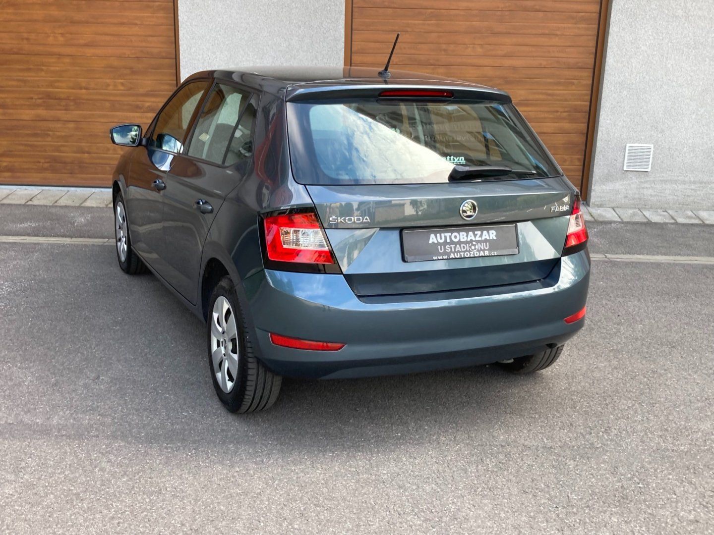 Škoda Fabia, 1.0 MPi klima - fotka 5