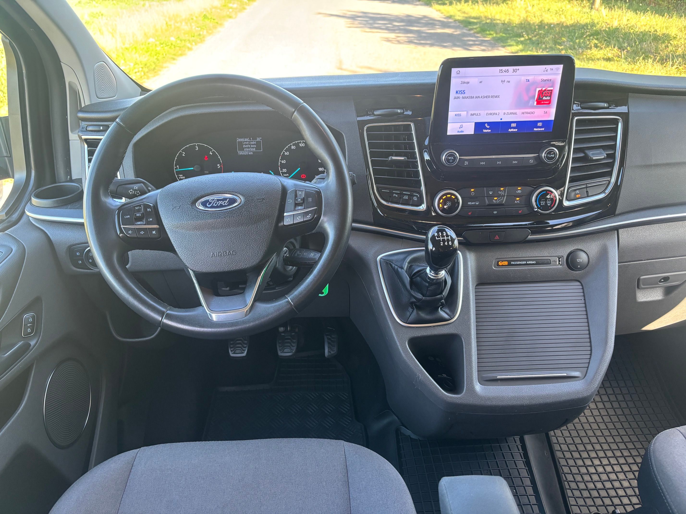 Ford Tourneo Custom, 2.0 EcoBlue 110kw L2 DPH 1.maj - fotka 5