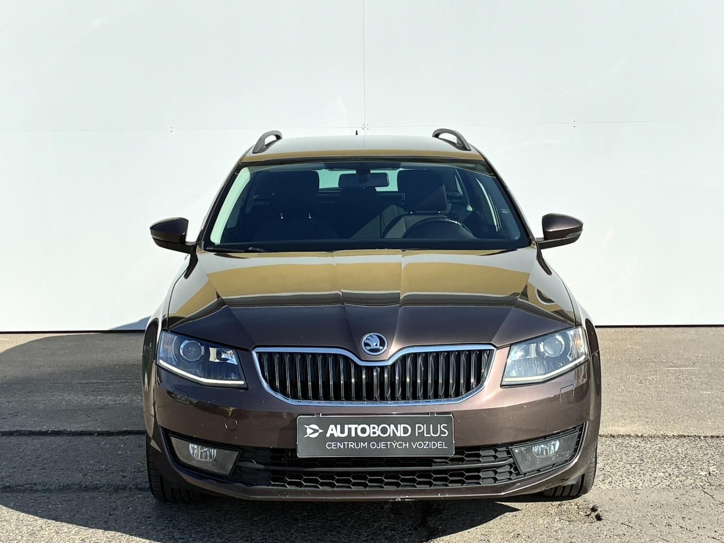 Škoda Octavia, 2.0 TDI 4x4 / 110 kW Elegance - fotka 4