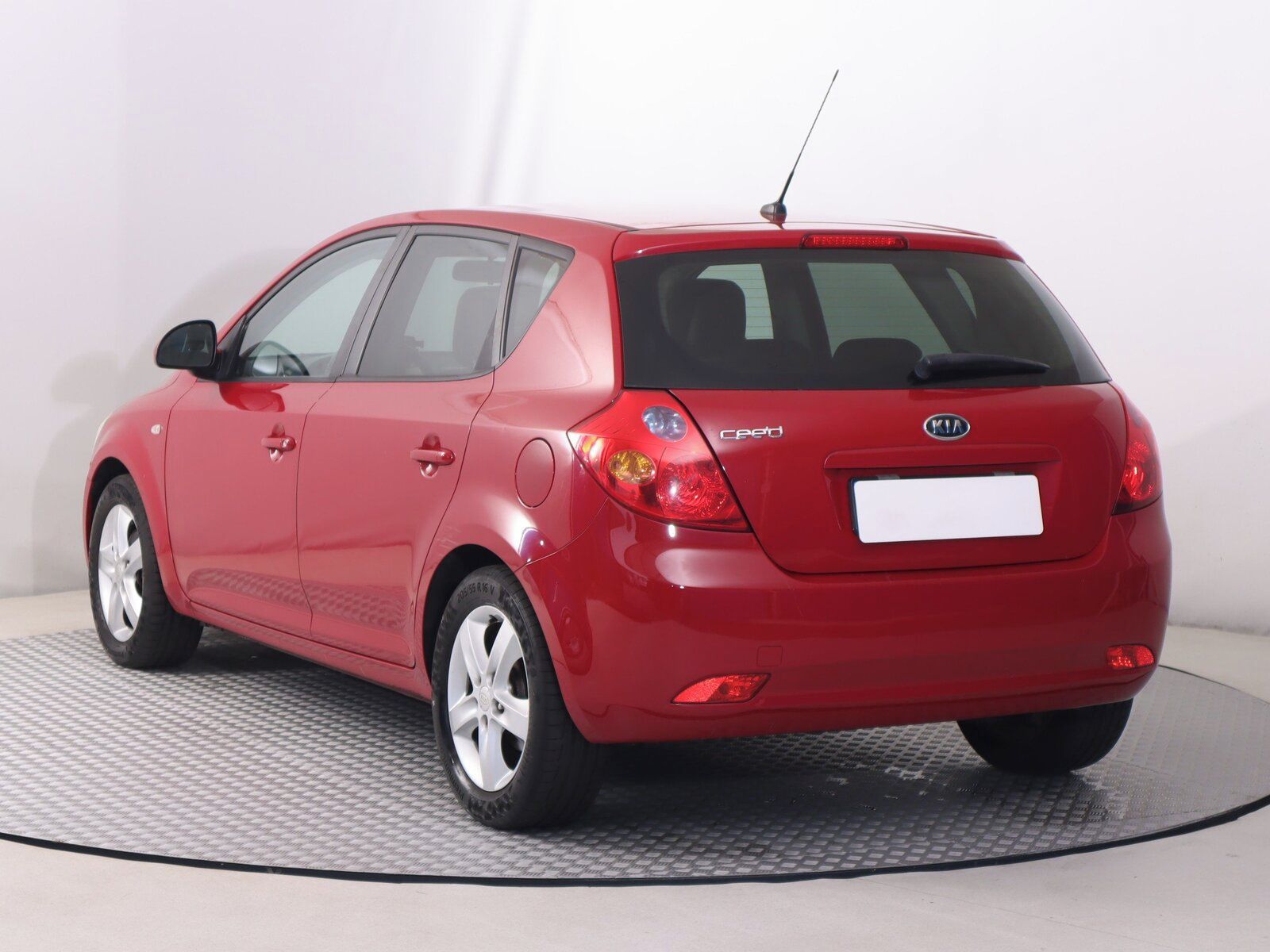 Kia Cee´d, 1.6 CVVT, Serv.kniha - fotka 4