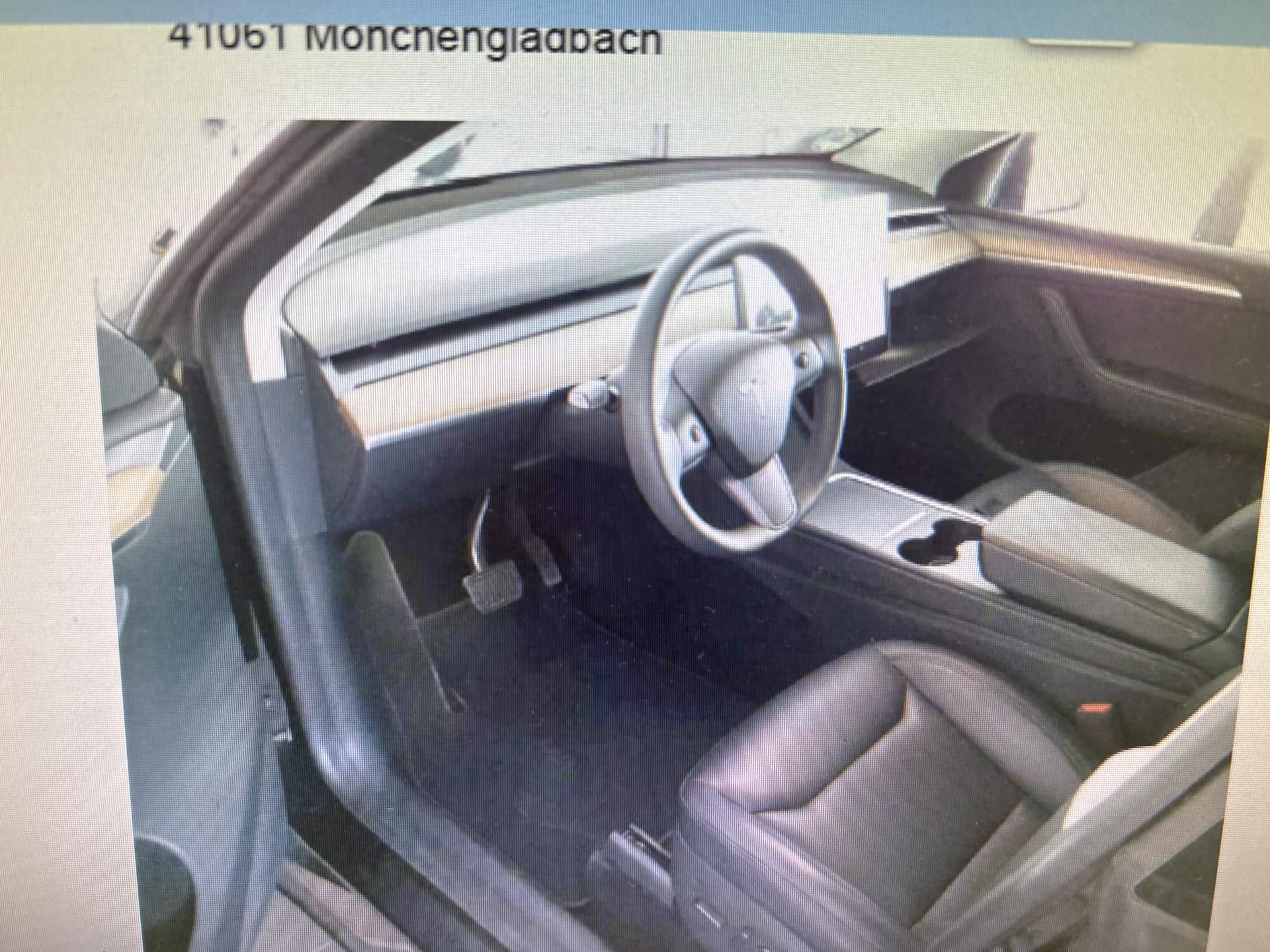 Tesla Model Y, LONG RANGE DUAL MOTO 93,6% - fotka 5