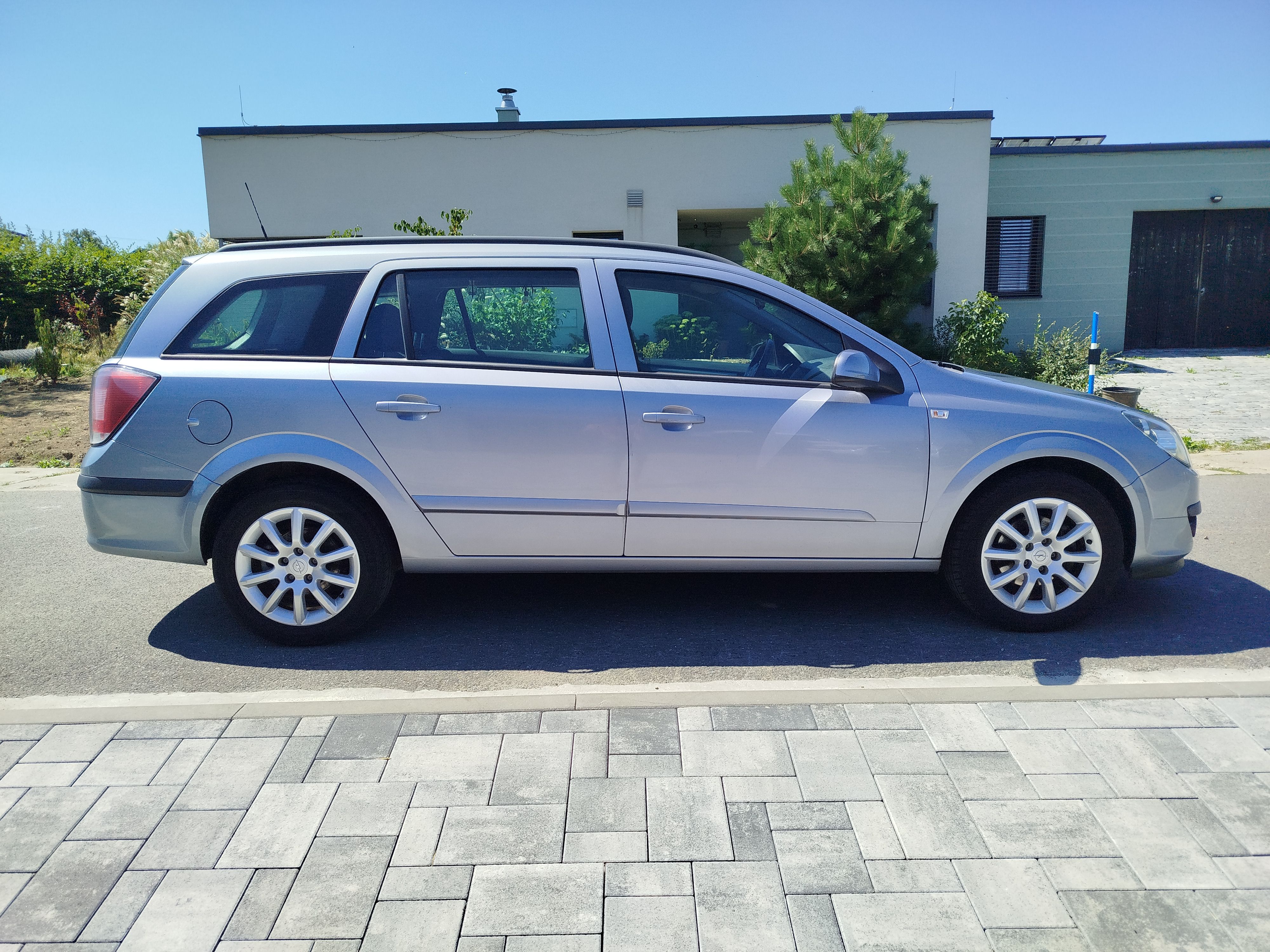 Opel Astra, 1.7CDTi, klima,nová STK 4/2028 - fotka 4