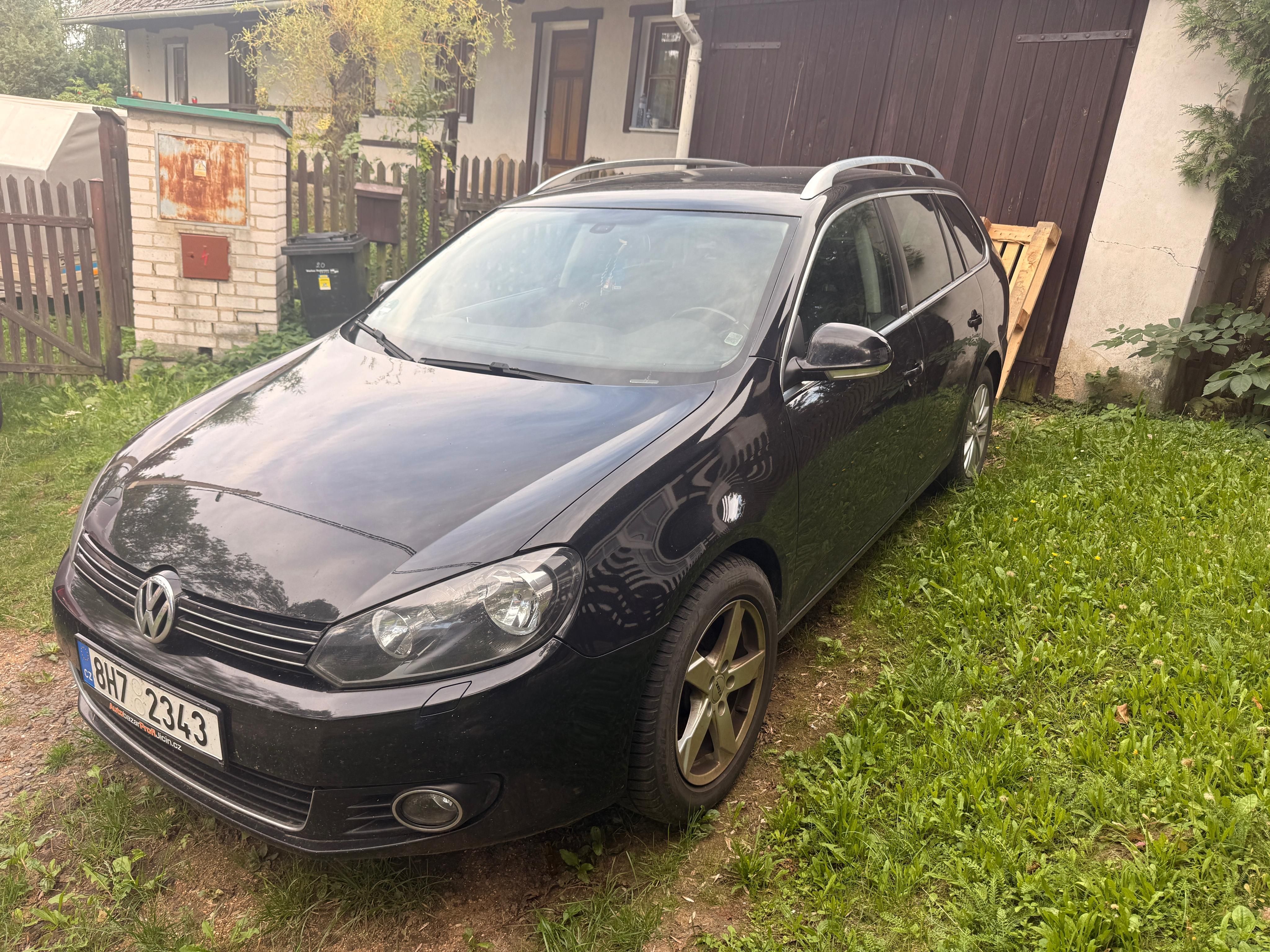 Volkswagen Golf Variant, Prodám 1,6 TDi servisováno - fotka 3