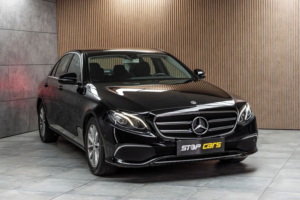 Mercedes-Benz Třídy E, E 220d AVANTGARDE*DPH*ČR* - fotka 3