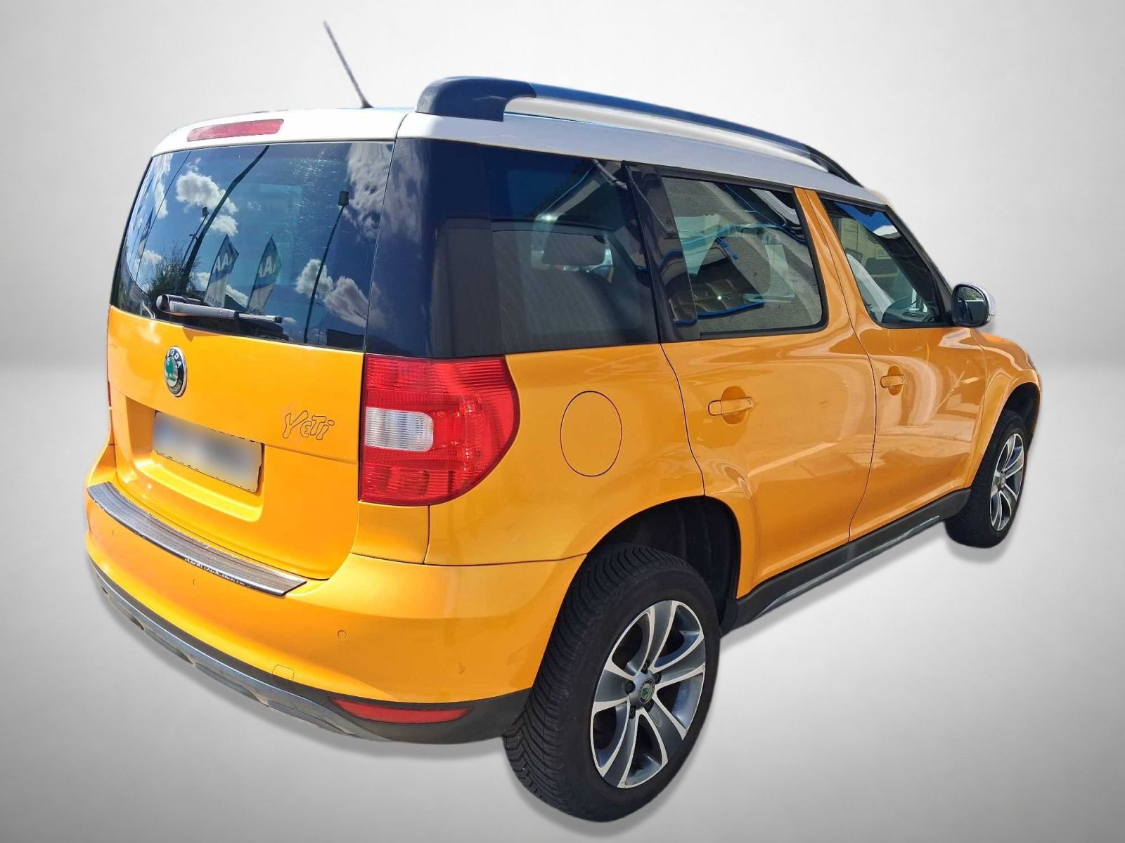 Škoda Yeti, 1.2 TSI, Vyhř. sedaček - fotka 2