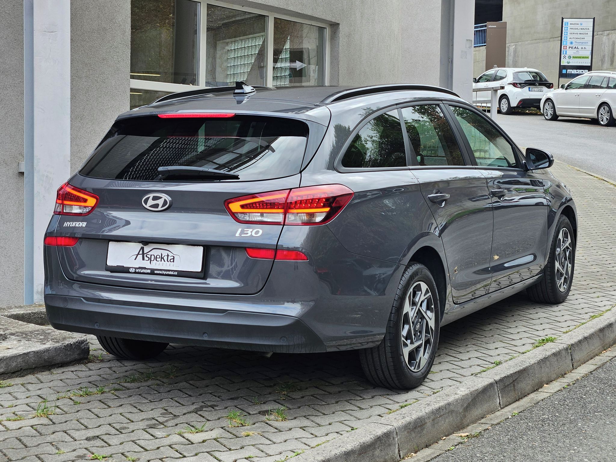 Hyundai i30, 1,0 T-GDi 73kW, Smart Climate - fotka 5