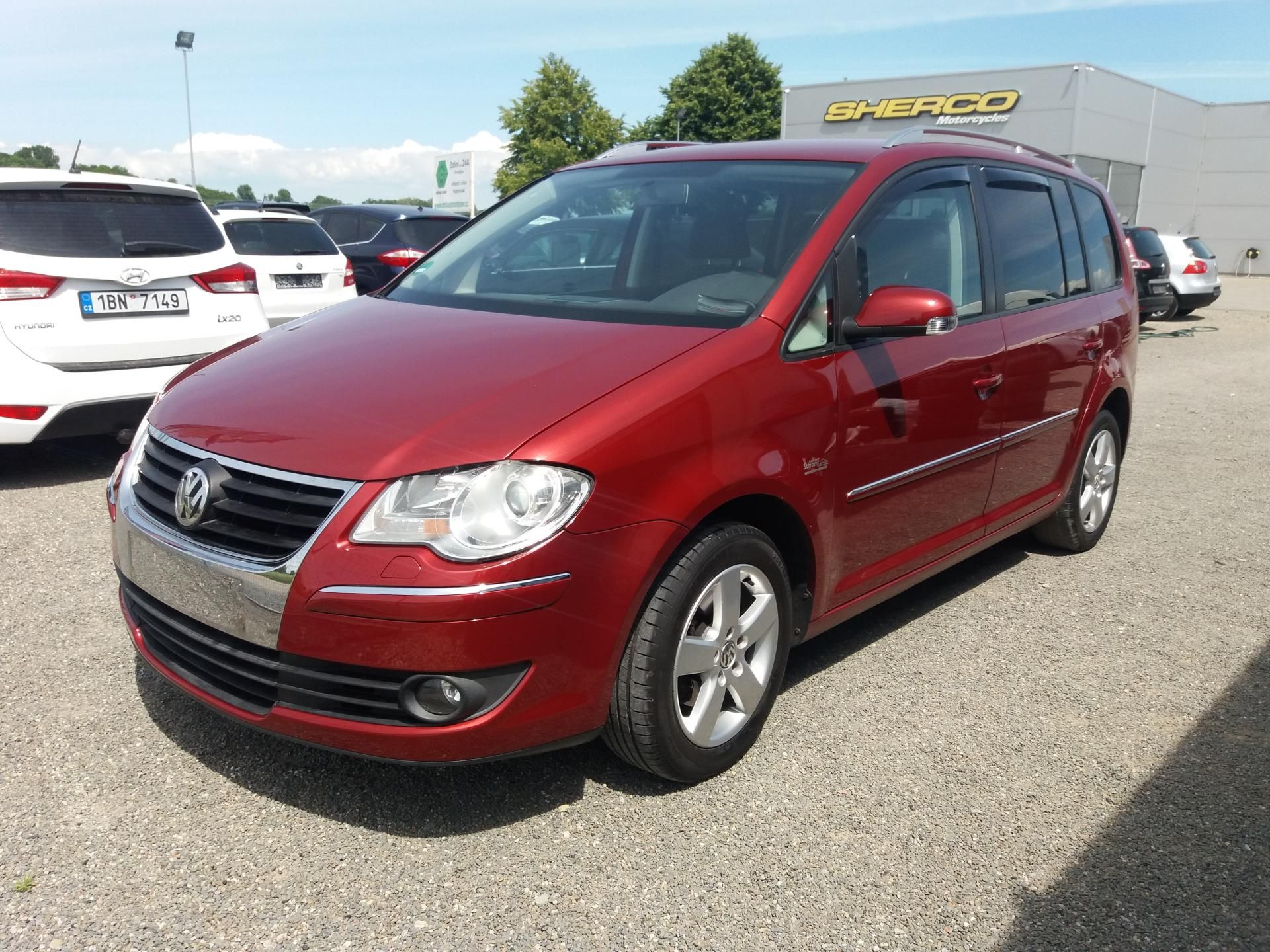 Volkswagen Touran, 1.4TSi,103kW,7.MÍST,XENONY!