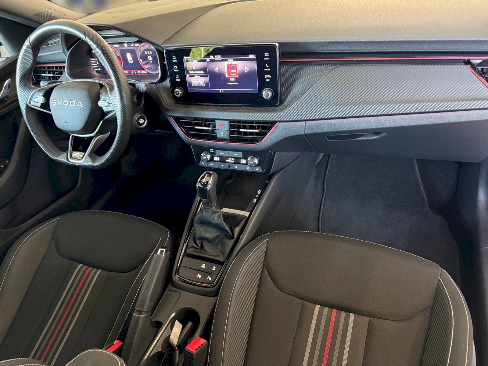 Škoda Kamiq, 1.5 TSI / 110 kW Monte Carlo D - fotka 5