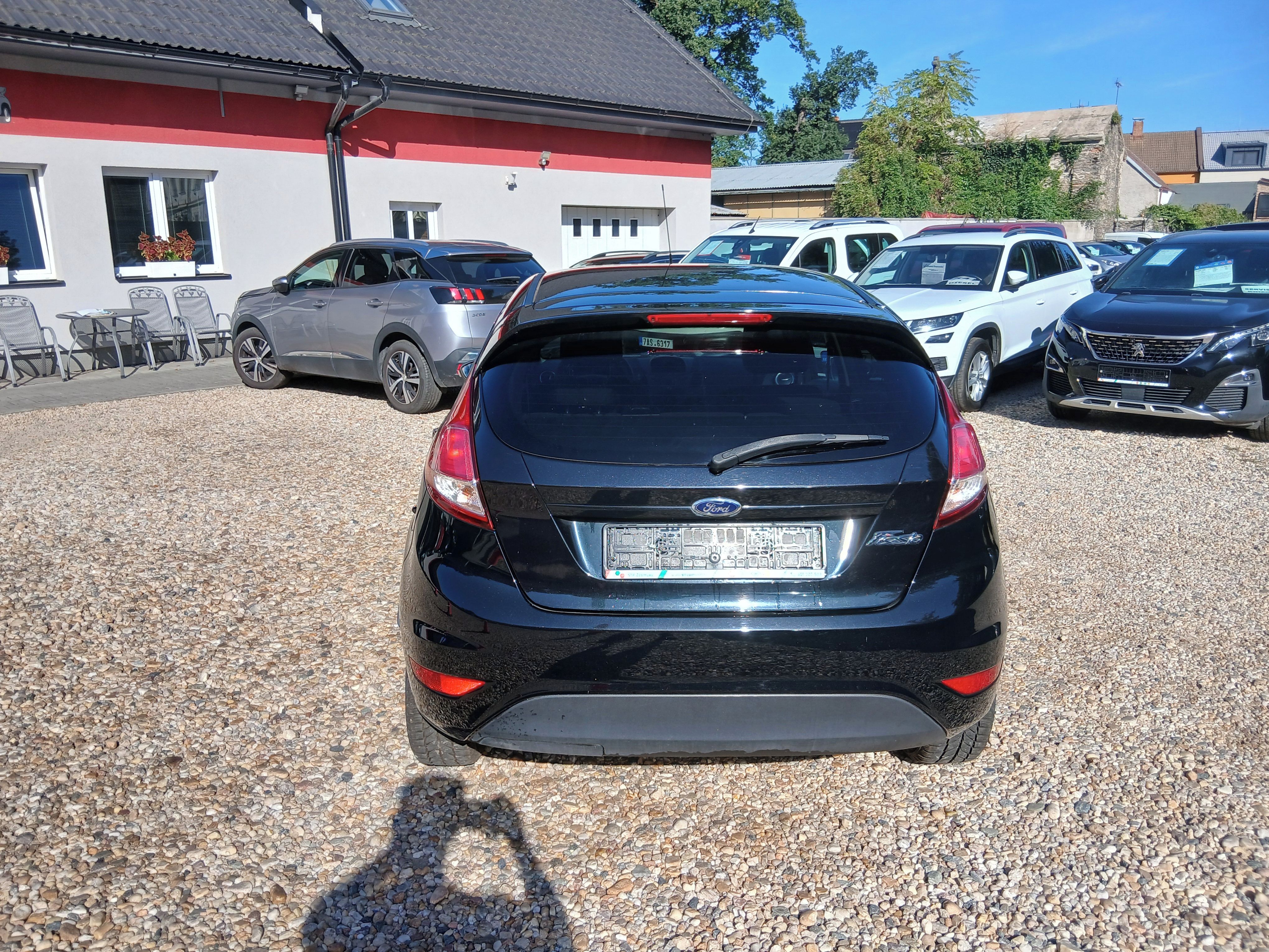 Ford Fiesta, 1.0i 59KW Klima 5dveří - fotka 6