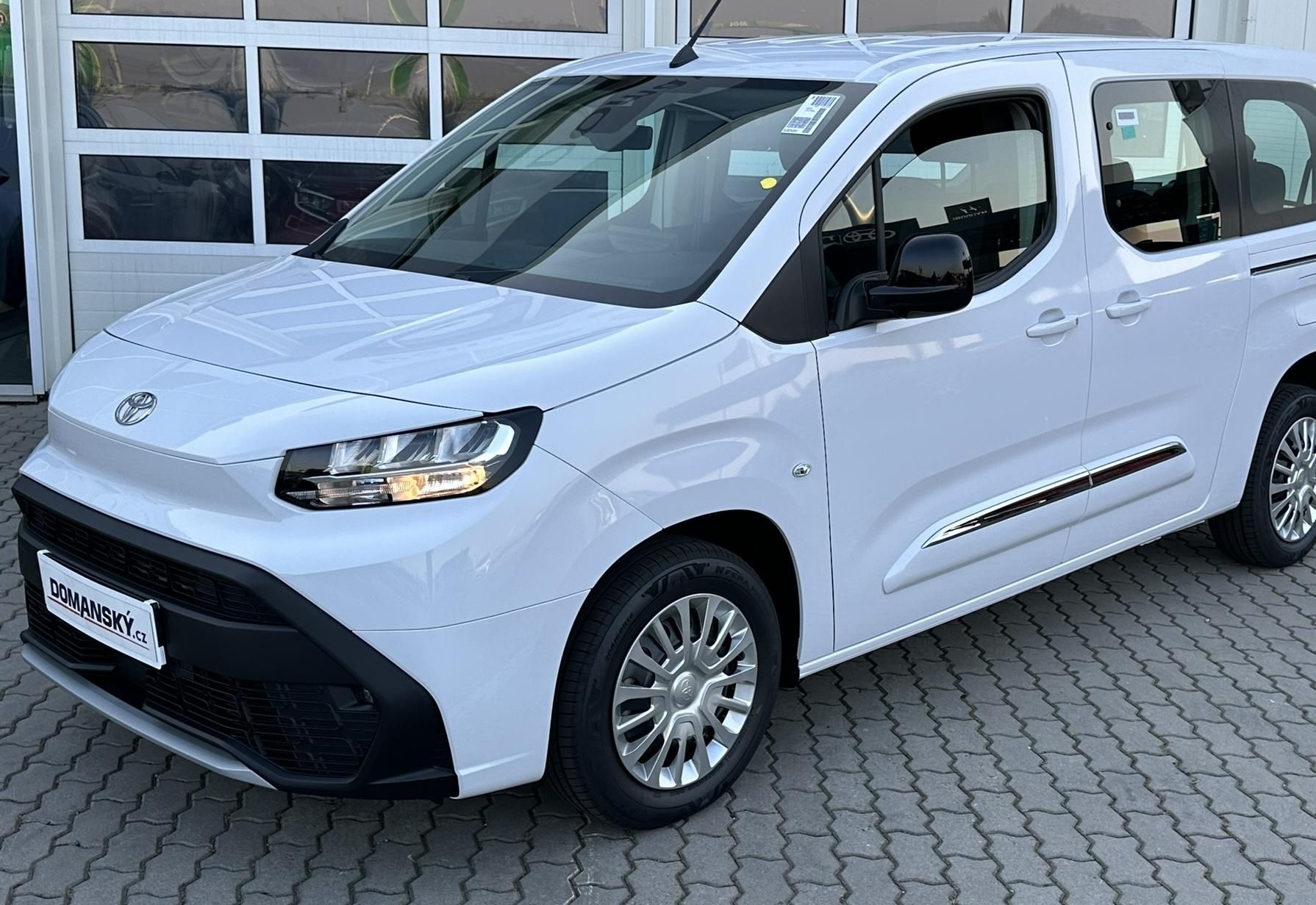 Toyota Proace City Verso, 1.5D-6M/T - LONG 7S BUSINESS - fotka 3