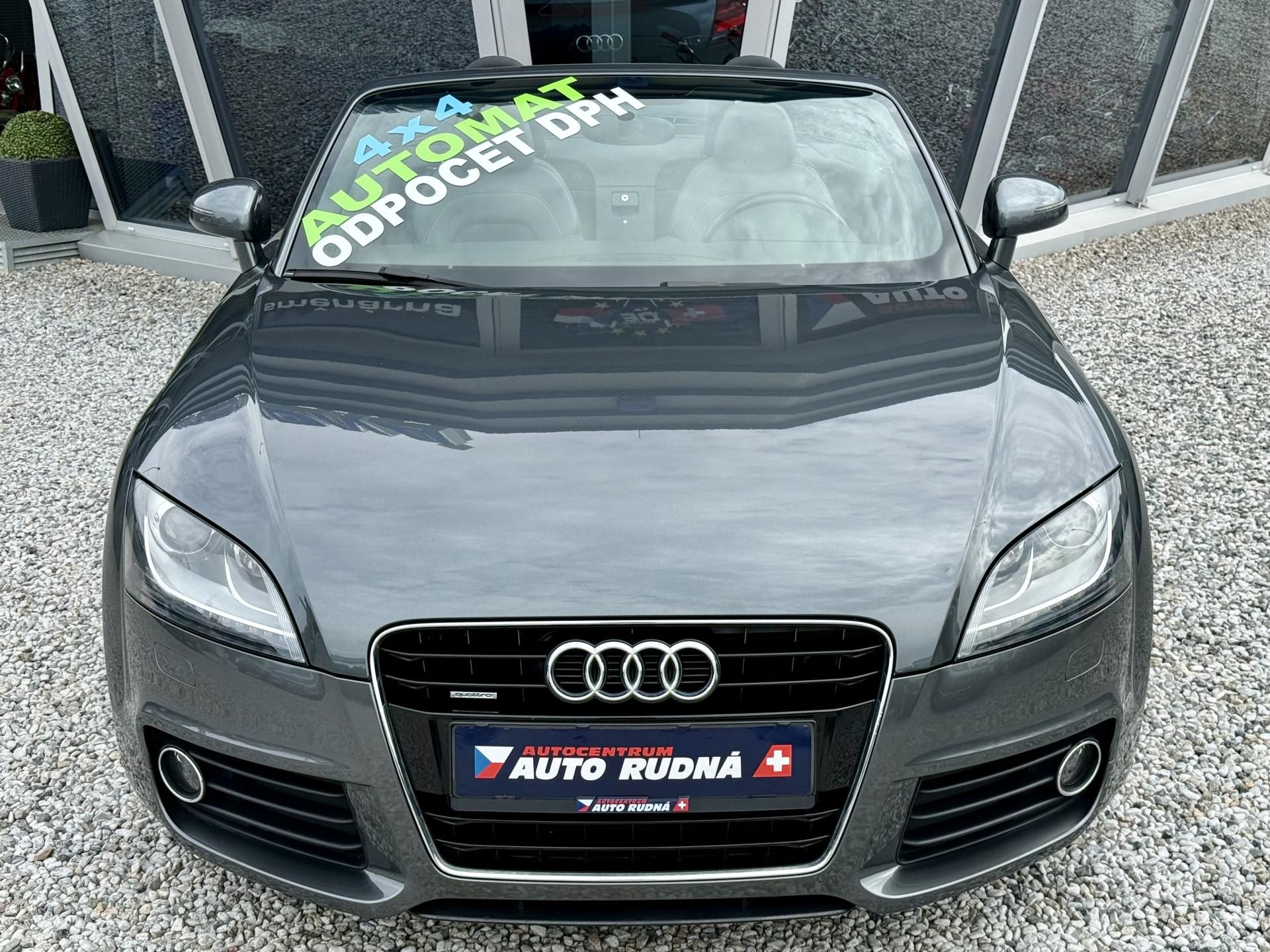 Audi TT, 2,0 TFSI Cabrio Quattro S-Line - fotka 4