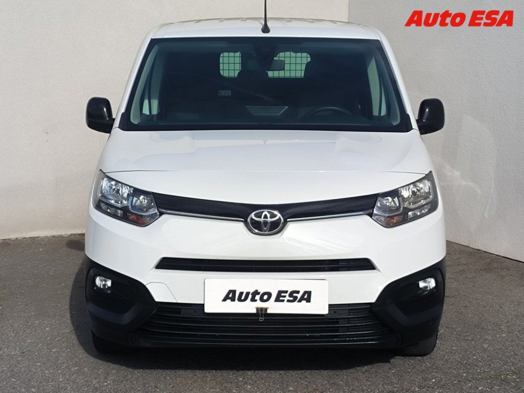 Toyota Proace City, 1.5 D - fotka 2