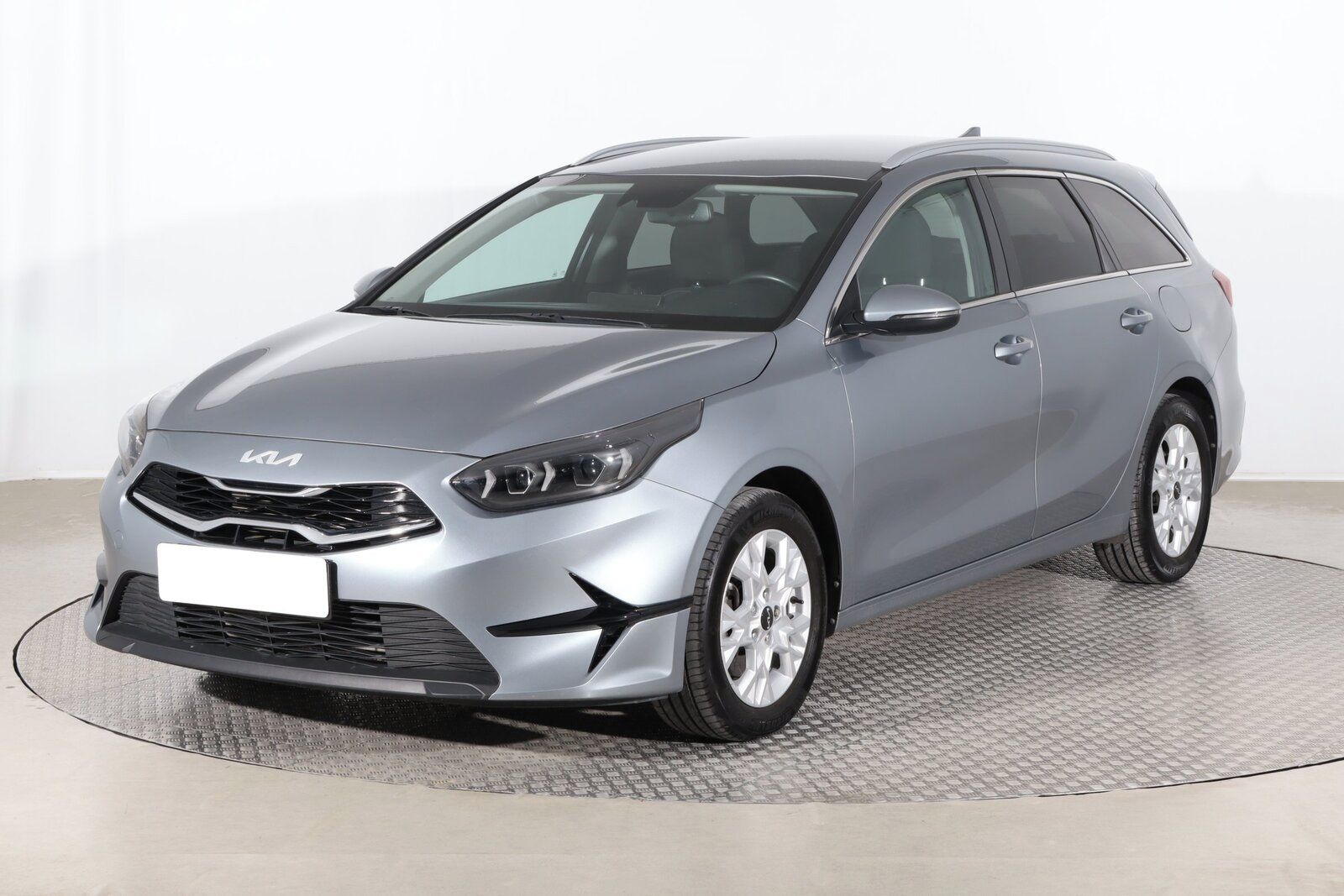 Kia Cee´d, 1.5 T-GDI, Gold, Serv.kniha - fotka 2