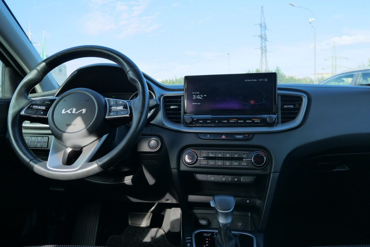 Kia Cee´d, 1.5 T-GDI 118kW GT Line SW DCT - fotka 6