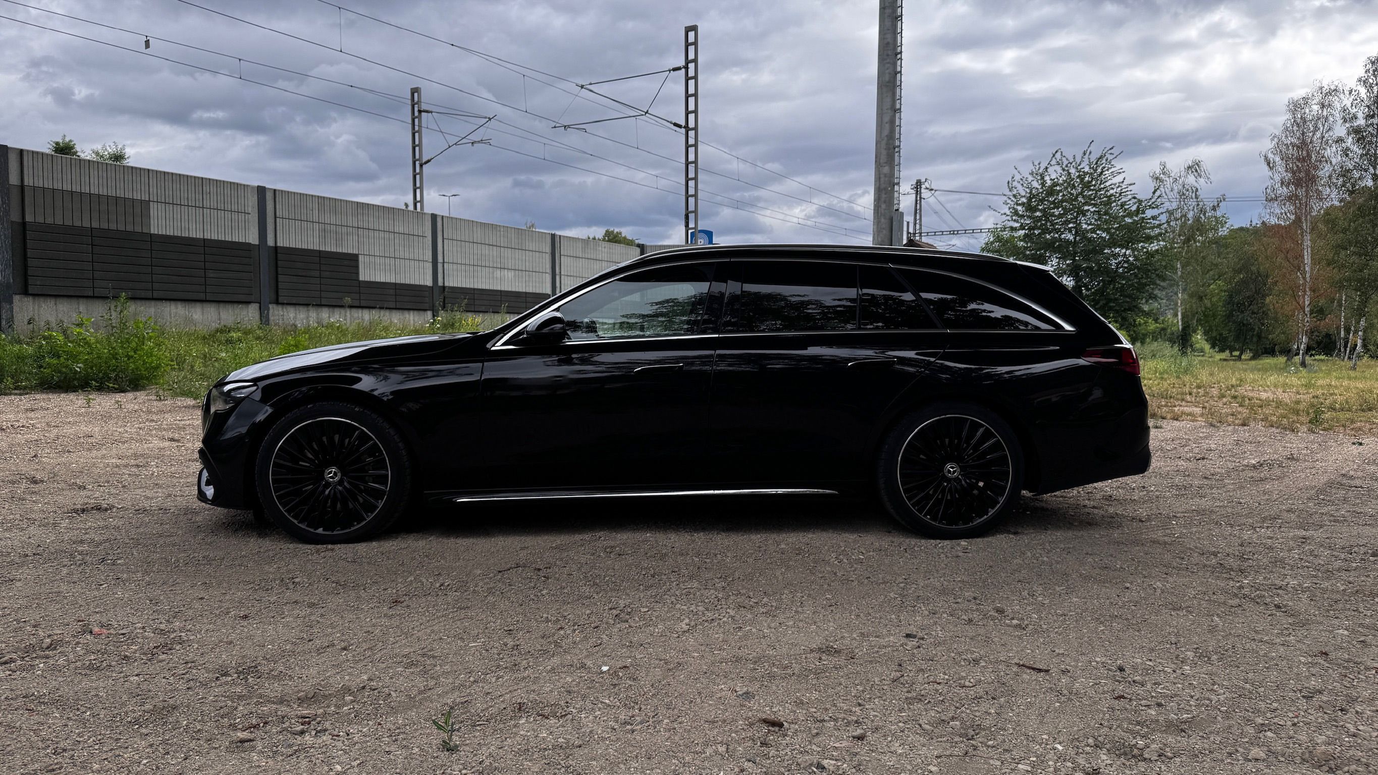 Mercedes-Benz Třídy E, E220d, AMG, ZÁRUKA, PANORAMA - fotka 5