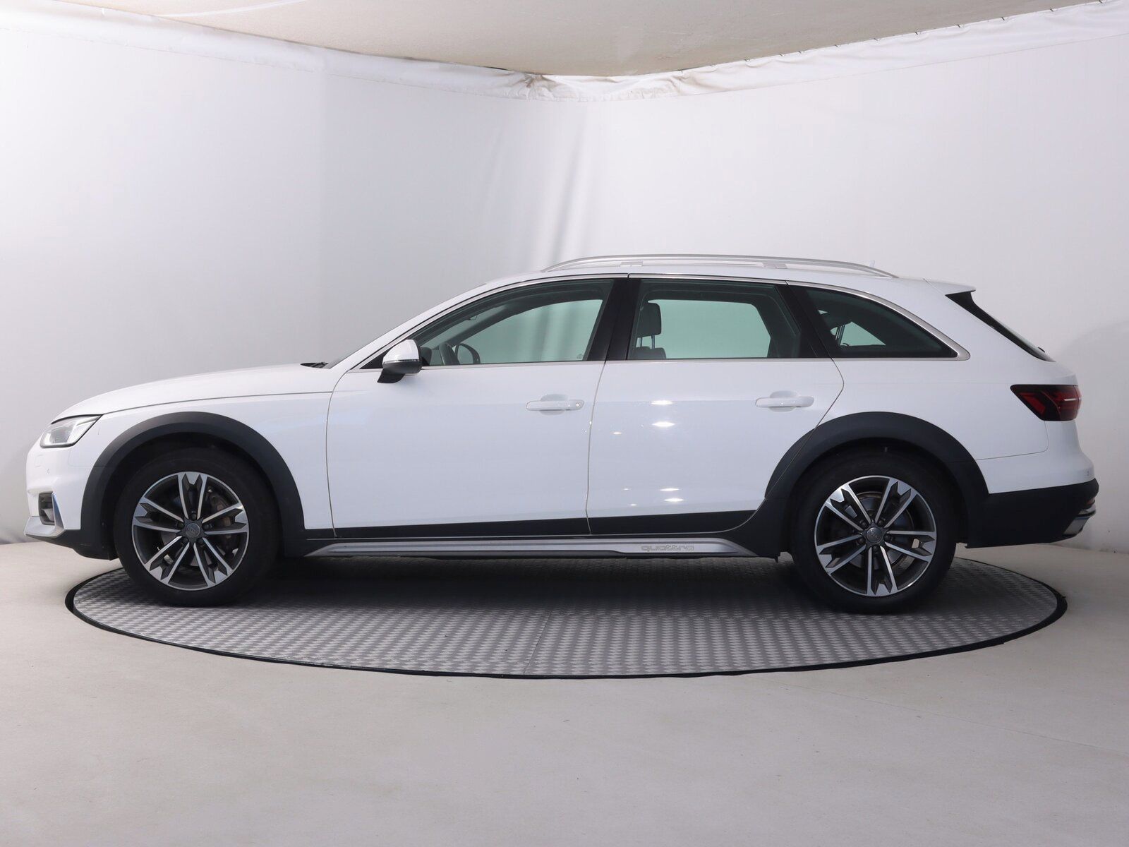 Audi A4 allroad, 40 TDI, 4X4, Automat - fotka 3
