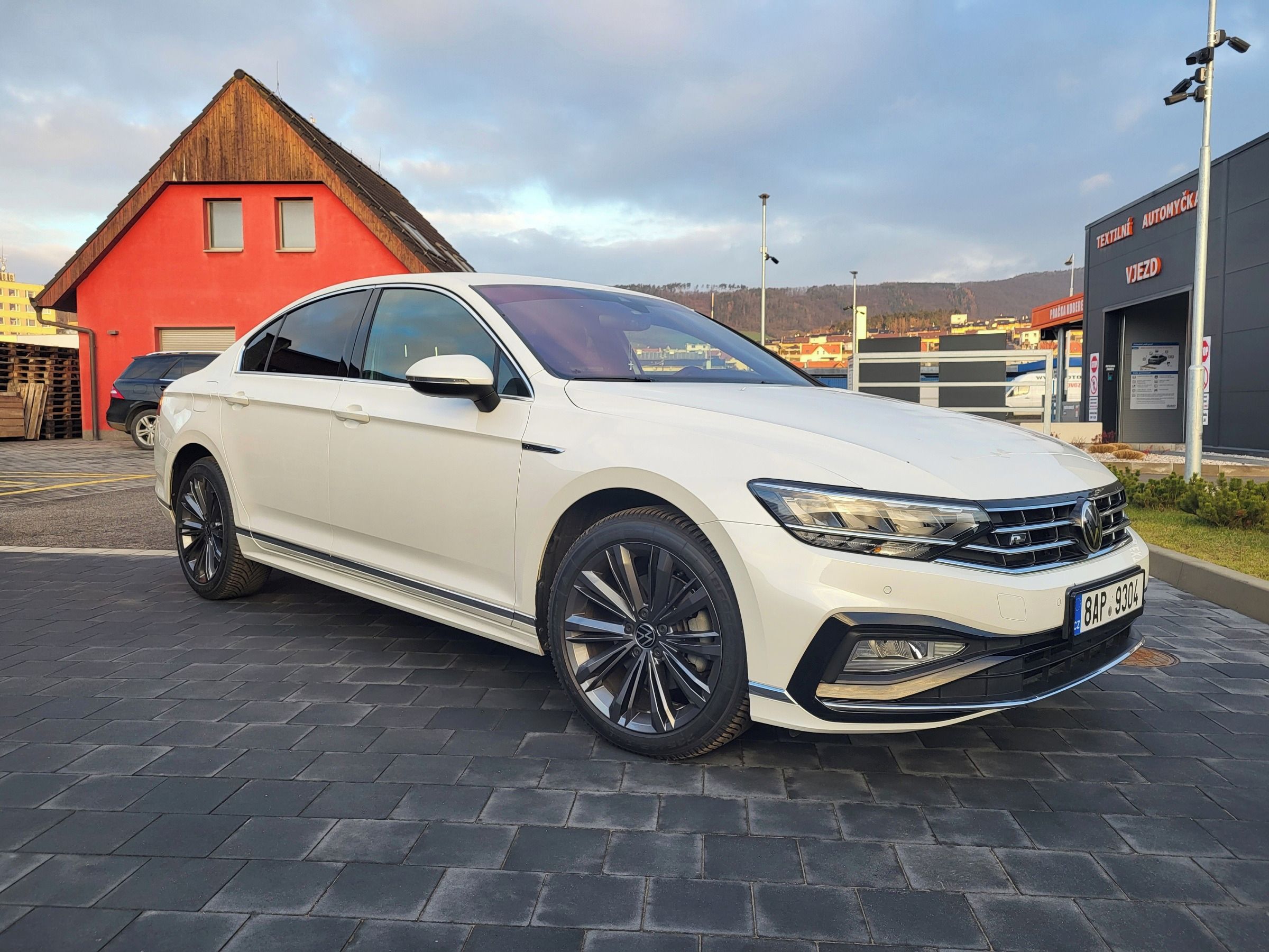 Volkswagen Passat, 2.0 TSI  140kw Elegance 7DSG