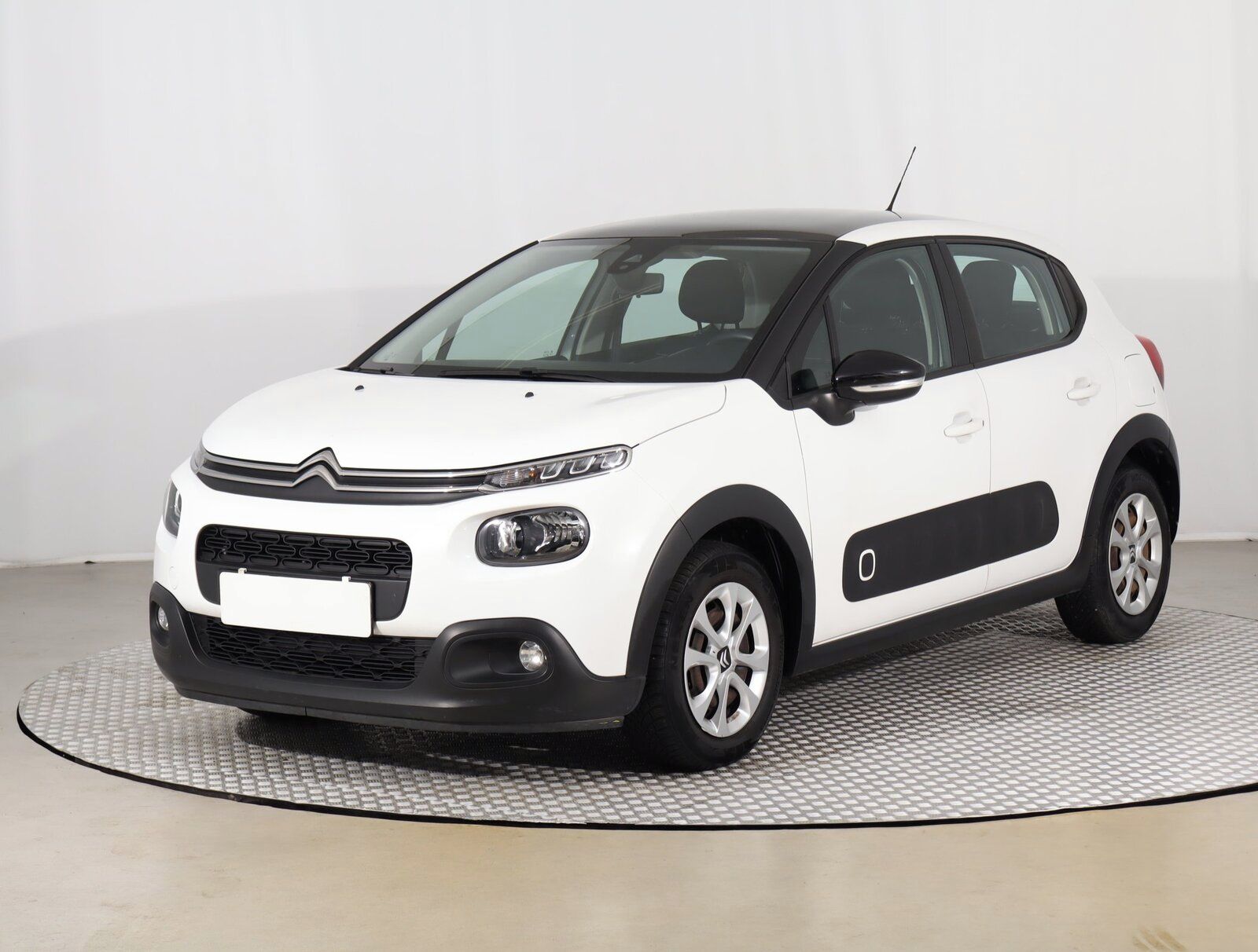 Citroën C3, 1.2 PureTech - fotka 2