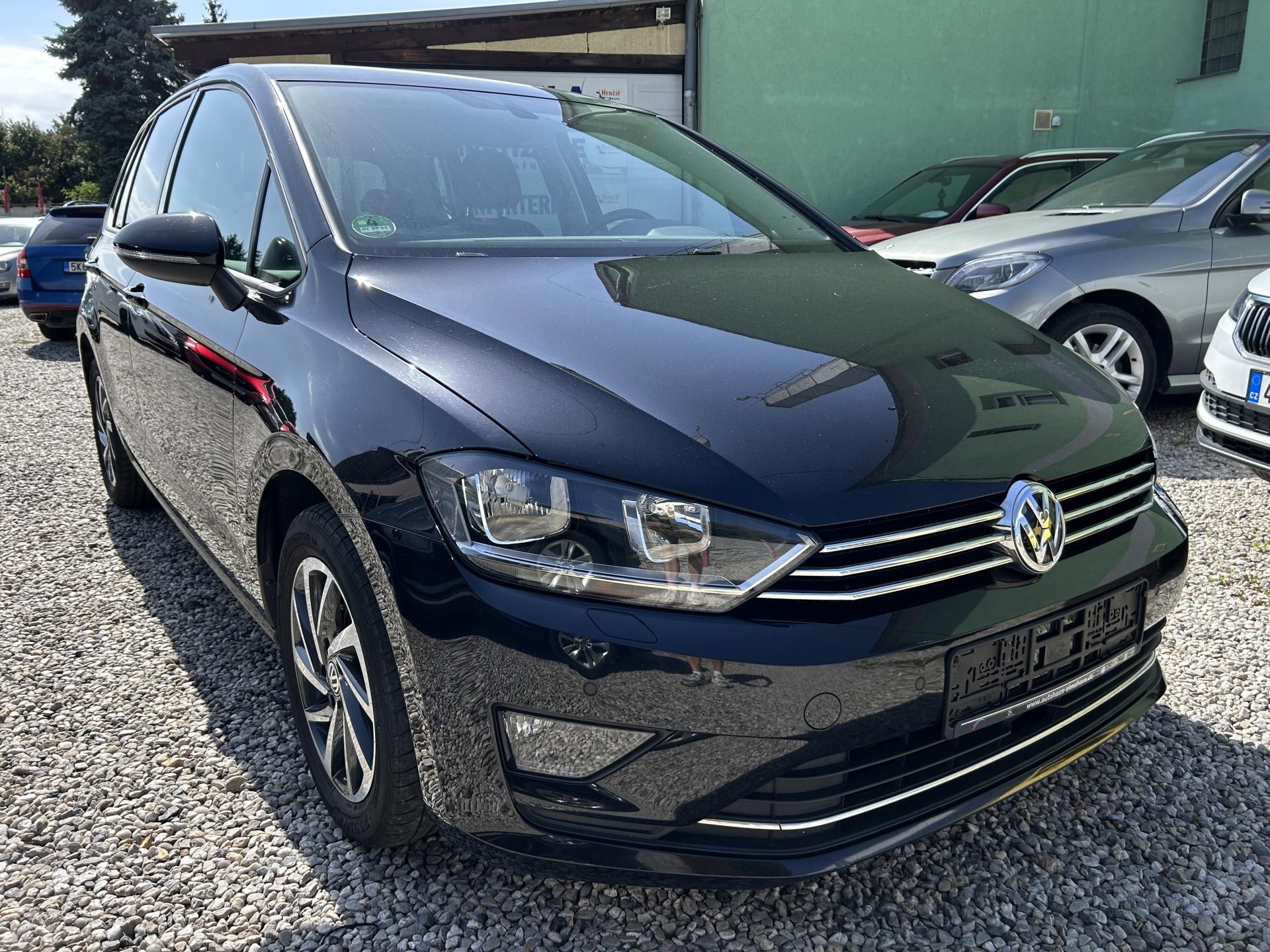 Volkswagen Golf Sportsvan, 1.2 TSi 81 KW naj.140 tis km - fotka 4
