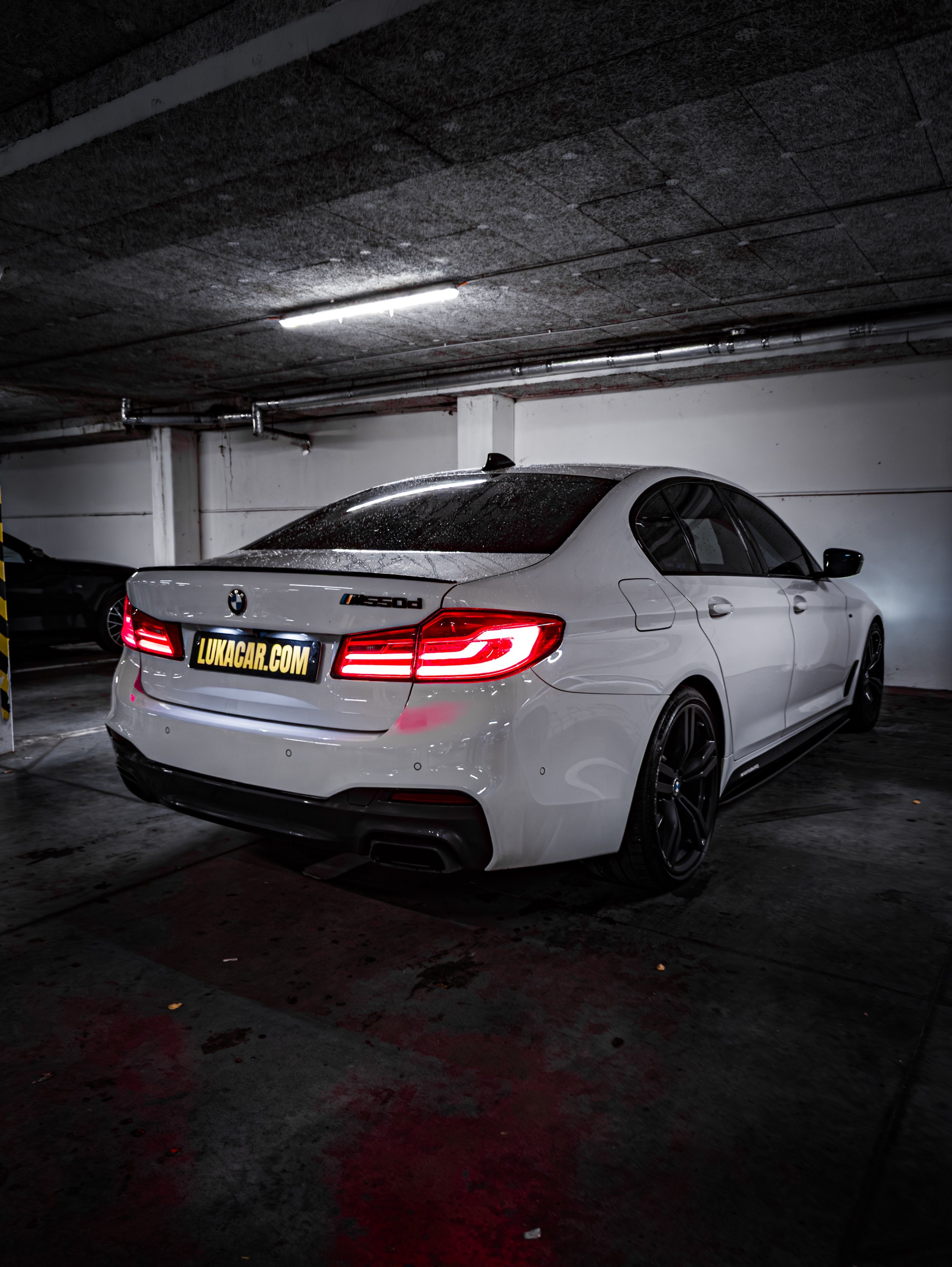 BMW Řada 5, BMW 550d M XDrive PERFORMANCE - fotka 5