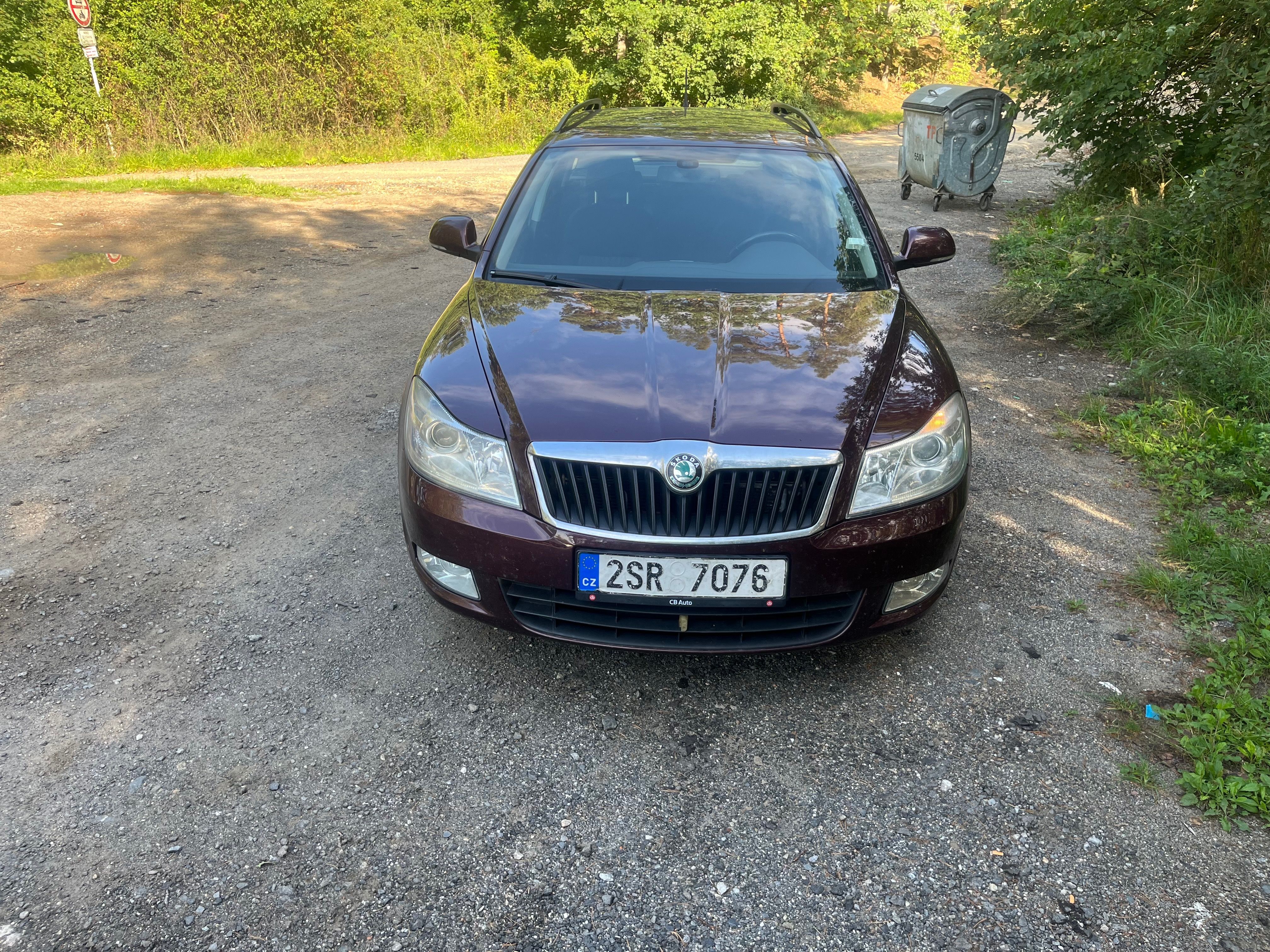 Škoda Octavia, 1.6 TDI - Elegance, STK 09/27 - fotka 3