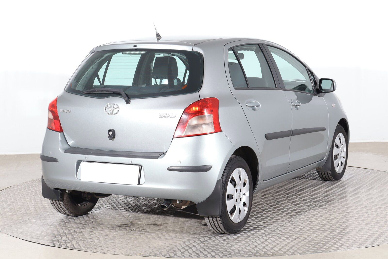 Toyota Yaris, 1.3 VVT-i, Automat - fotka 5