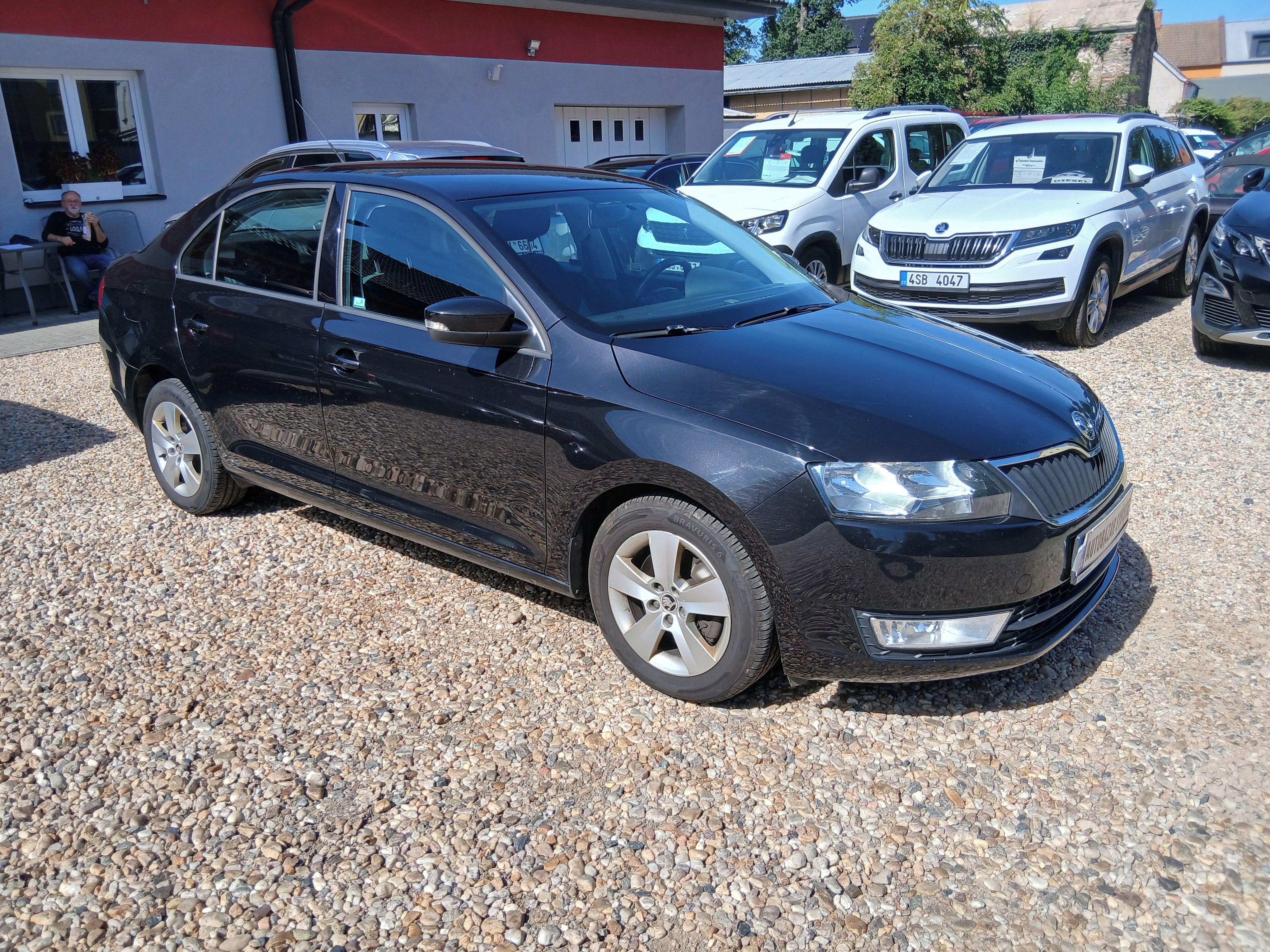 Škoda Rapid, 1.6 TDi 85KW ČR, DPH, S.Kniha - fotka 3