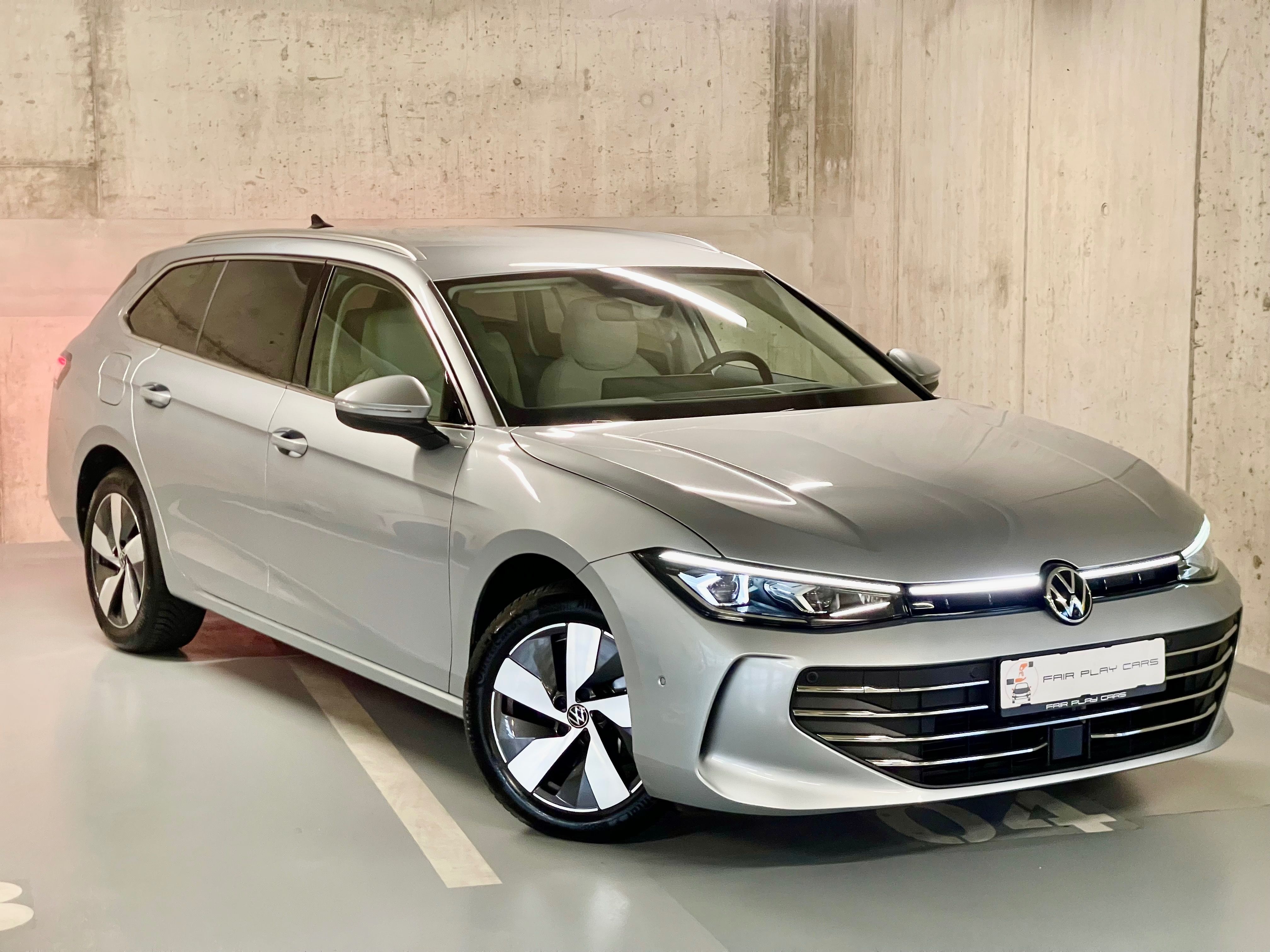 Volkswagen Passat, DCC/HUD/Tažné/El.Sed./Záruka5y