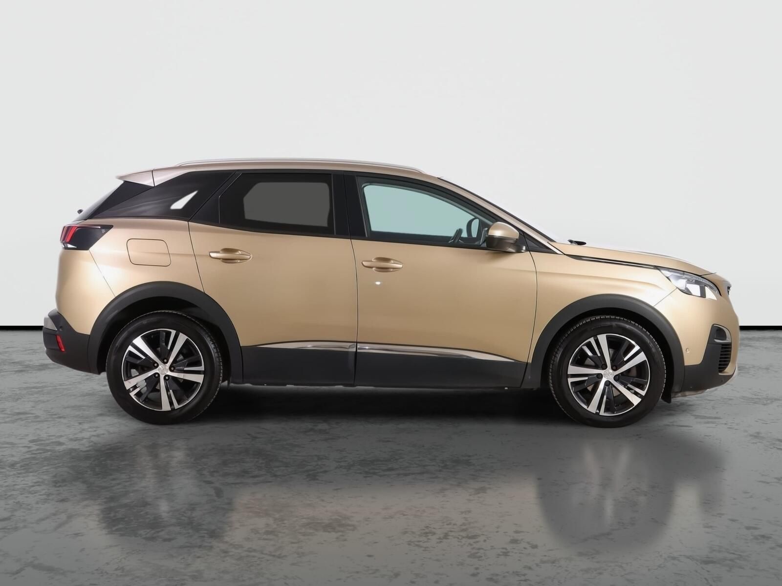 Peugeot 3008, 1.6 BlueHDi, Automat - fotka 6