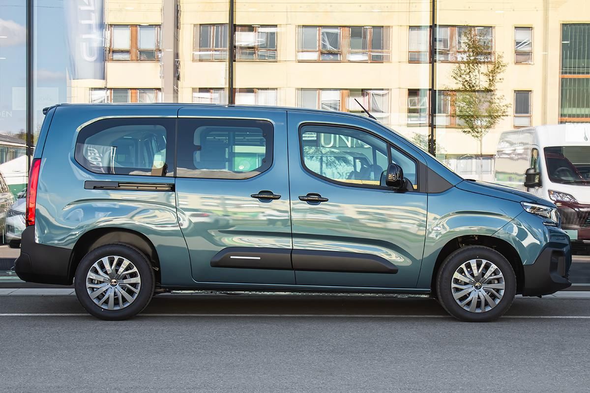 Citroën Berlingo, 1,5 XL PLUS Diesel 130k+KAMERA - fotka 4