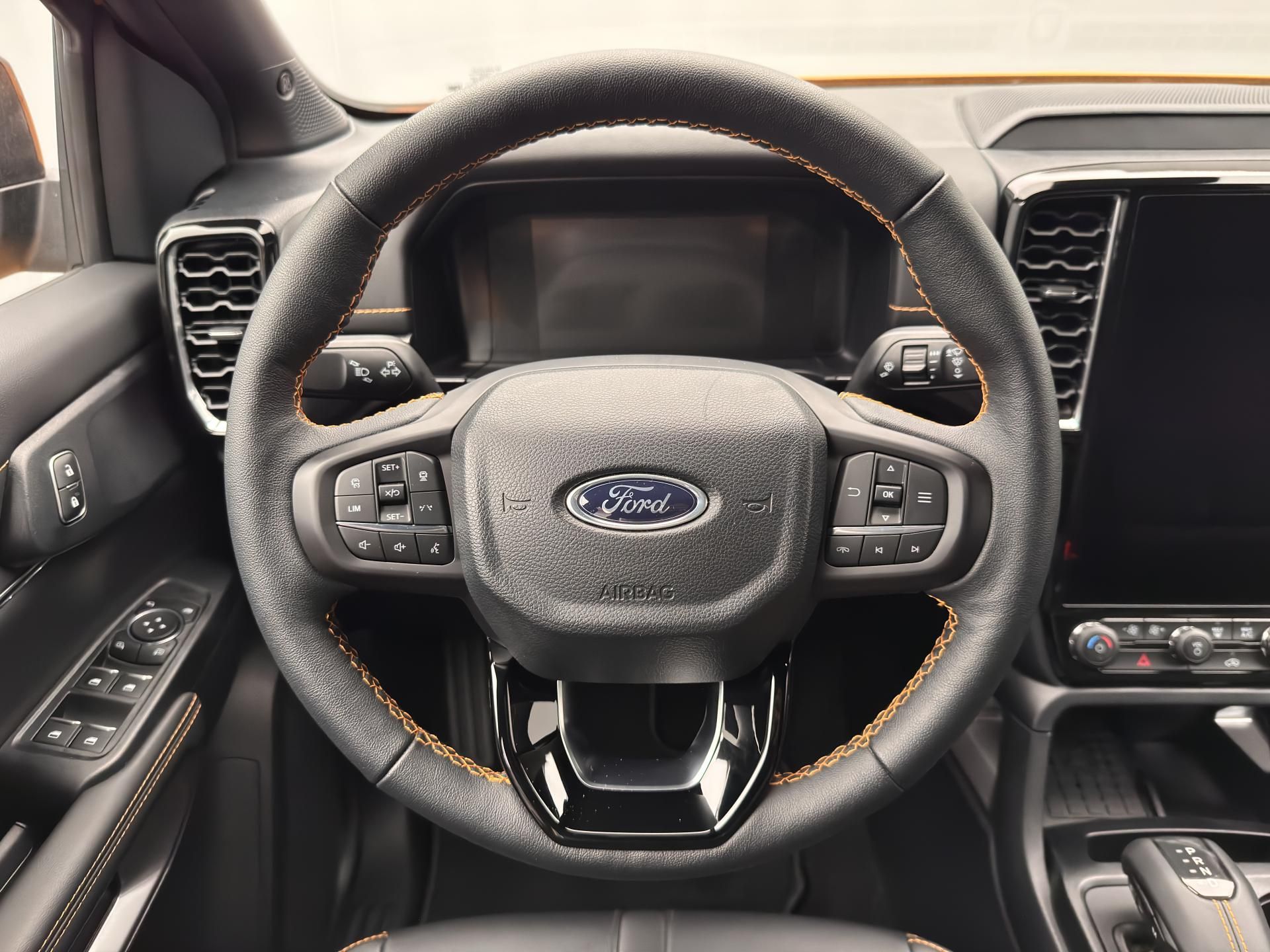 Ford Ranger, 3,0 V6 WILDTRAK CZ 1.maj - fotka 3