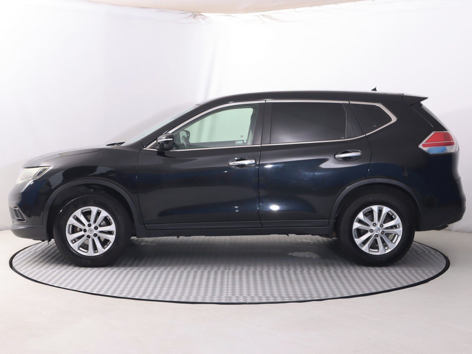 Nissan X-Trail, 1.6 dCi, Serv.kniha - fotka 3